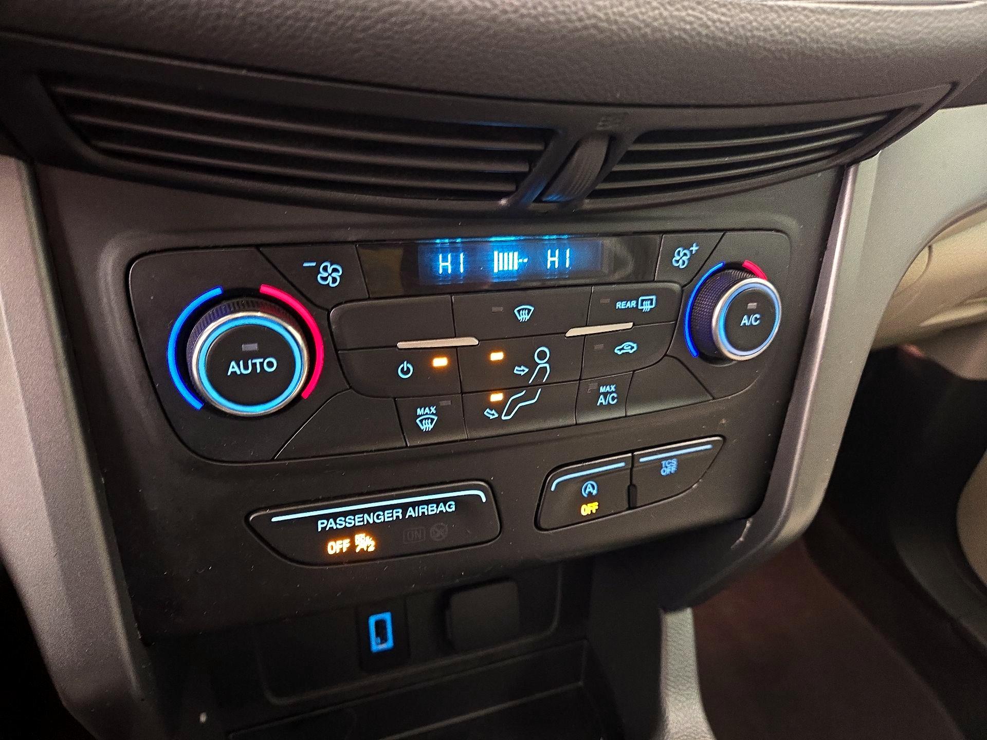 Thumbnail: 2017 Ford Escape - 16