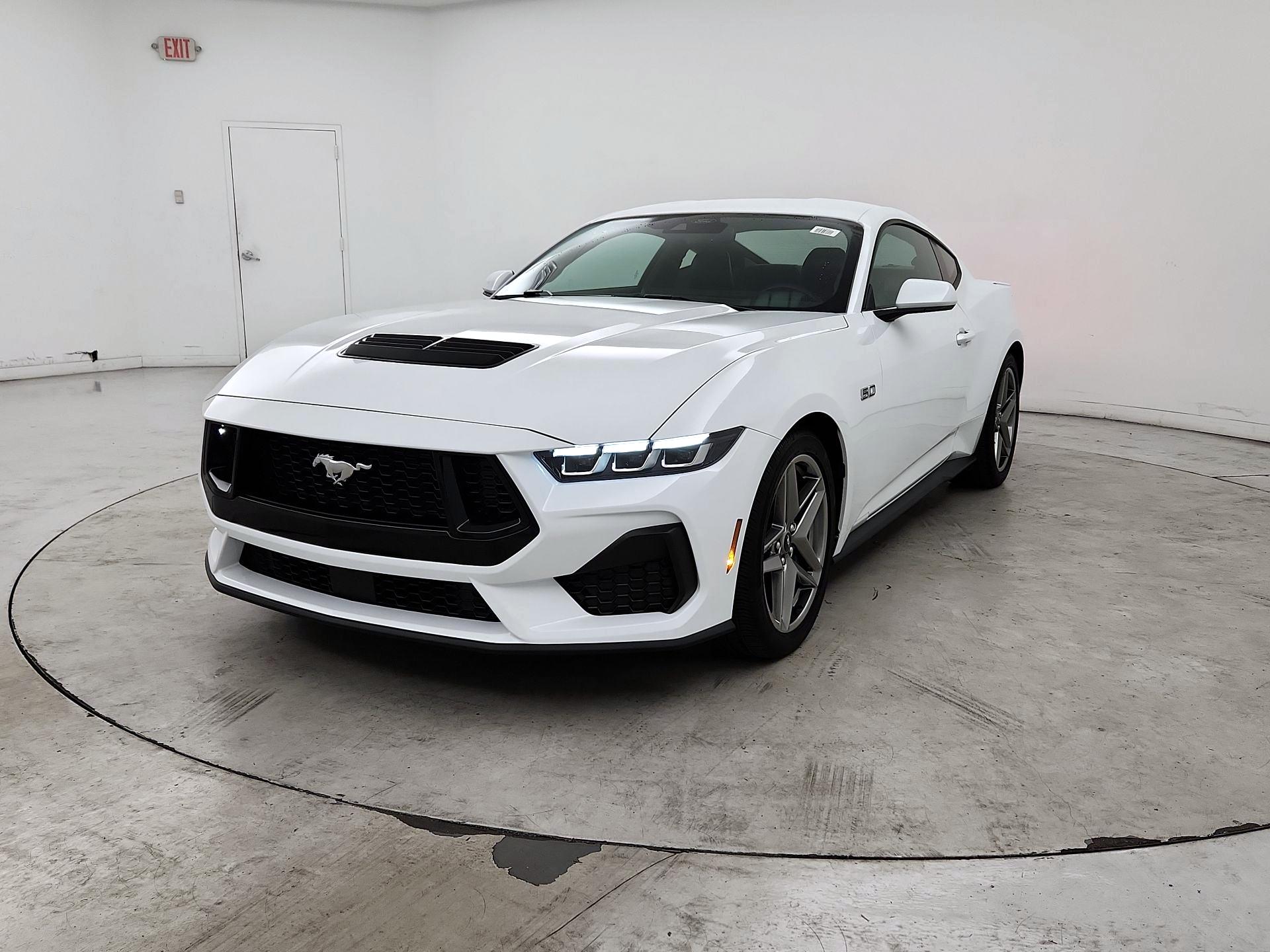 Thumbnail: 2024 Ford Mustang - 3