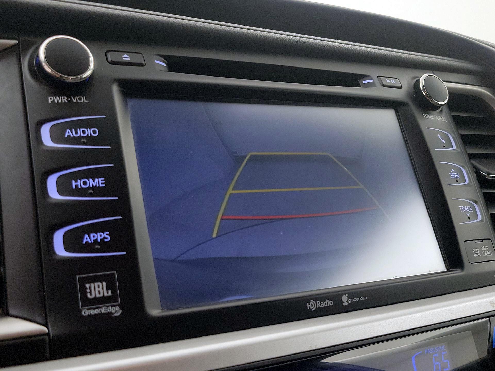 Thumbnail: 2015 Toyota Highlander - 15