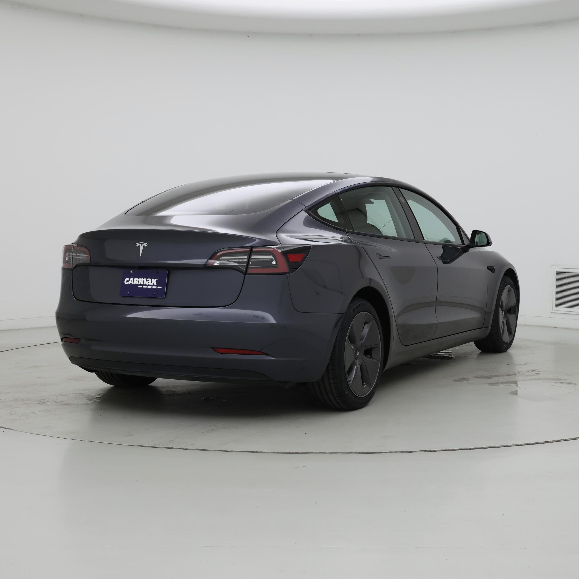 Thumbnail: 2021 Tesla Model 3 - 8