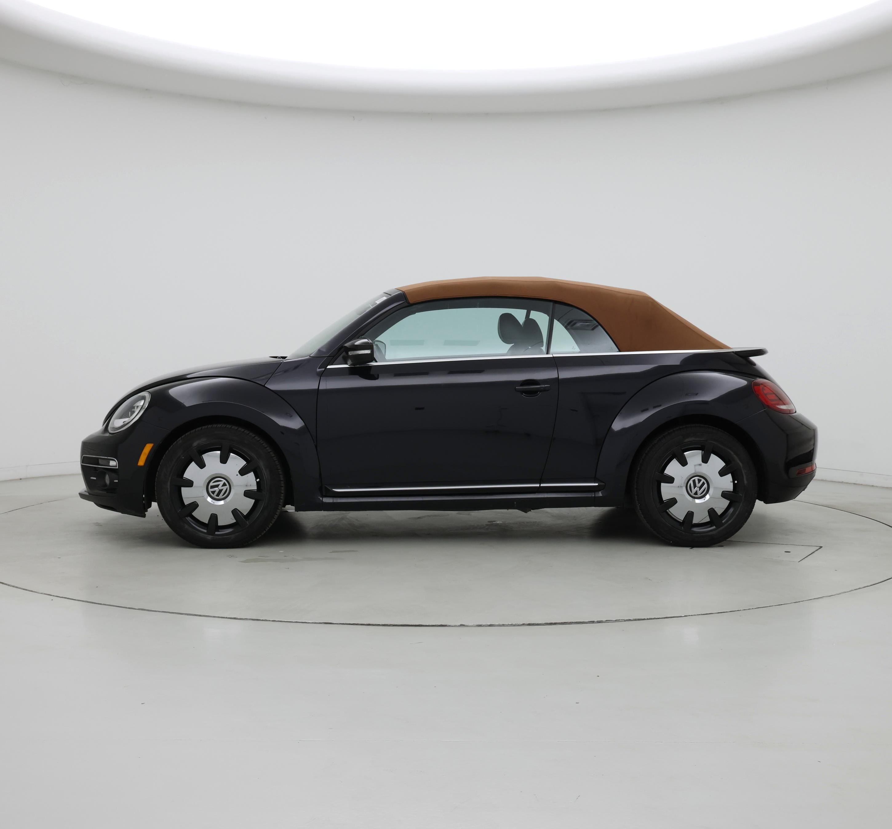 Thumbnail: 2019 Volkswagen Beetle - 3