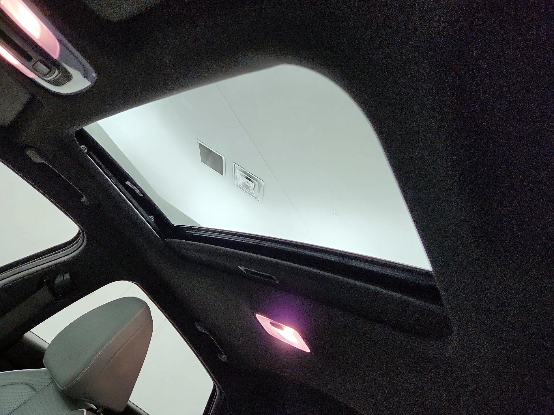 Thumbnail: 2025 Hyundai Elantra - 18