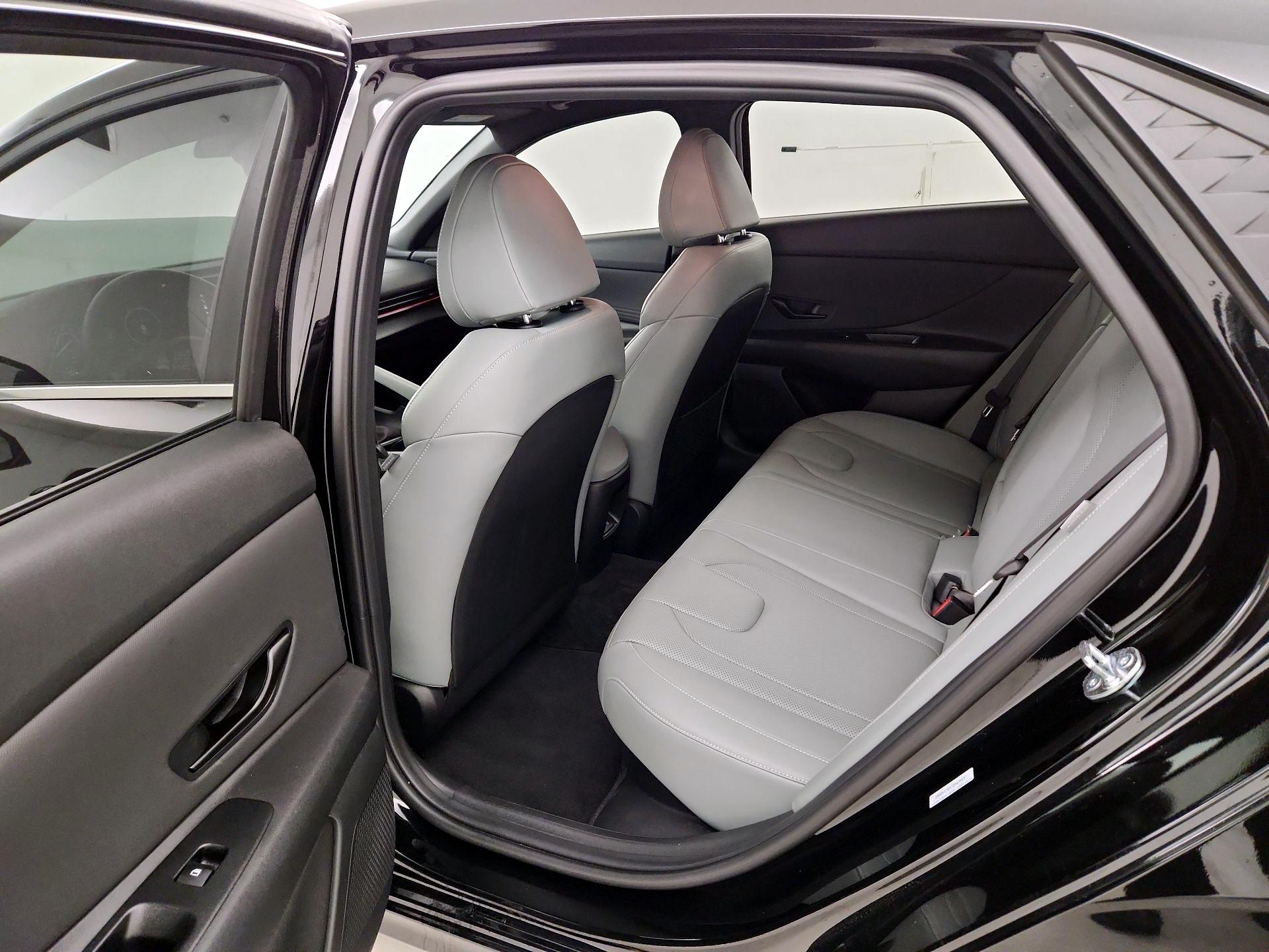 Thumbnail: 2025 Hyundai Elantra - 19