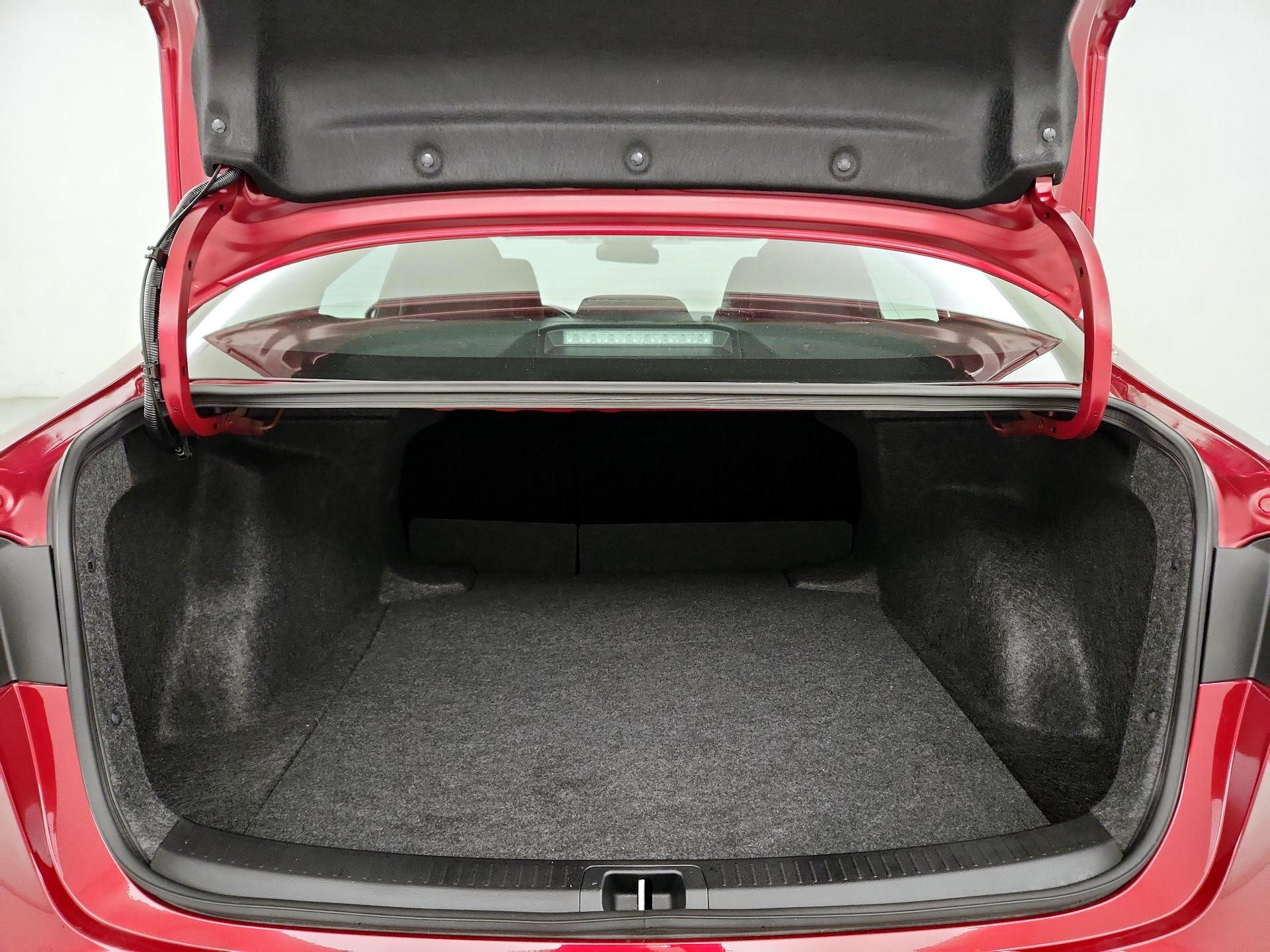 Thumbnail: 2025 Toyota Corolla - 18