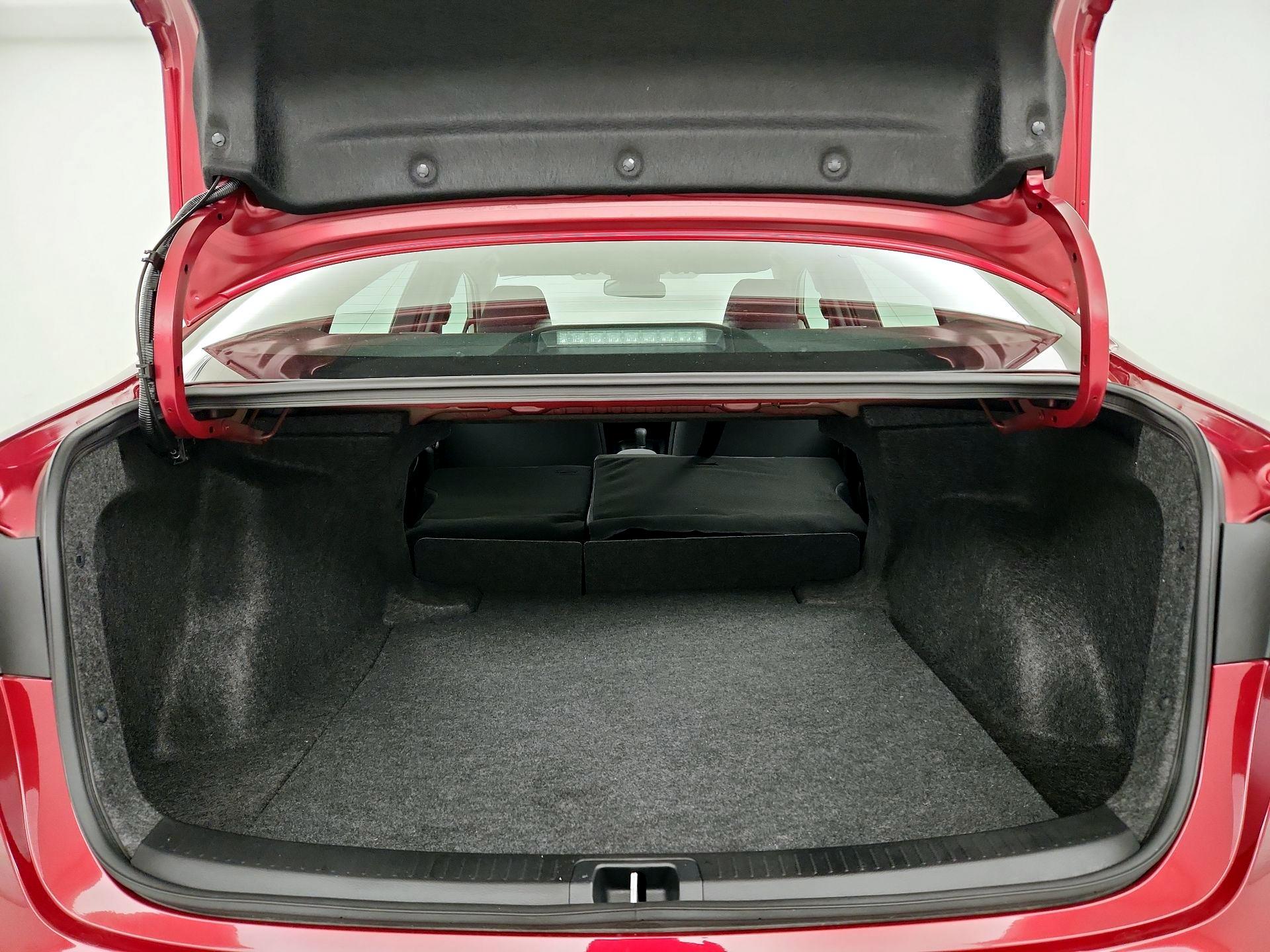 Thumbnail: 2025 Toyota Corolla - 19