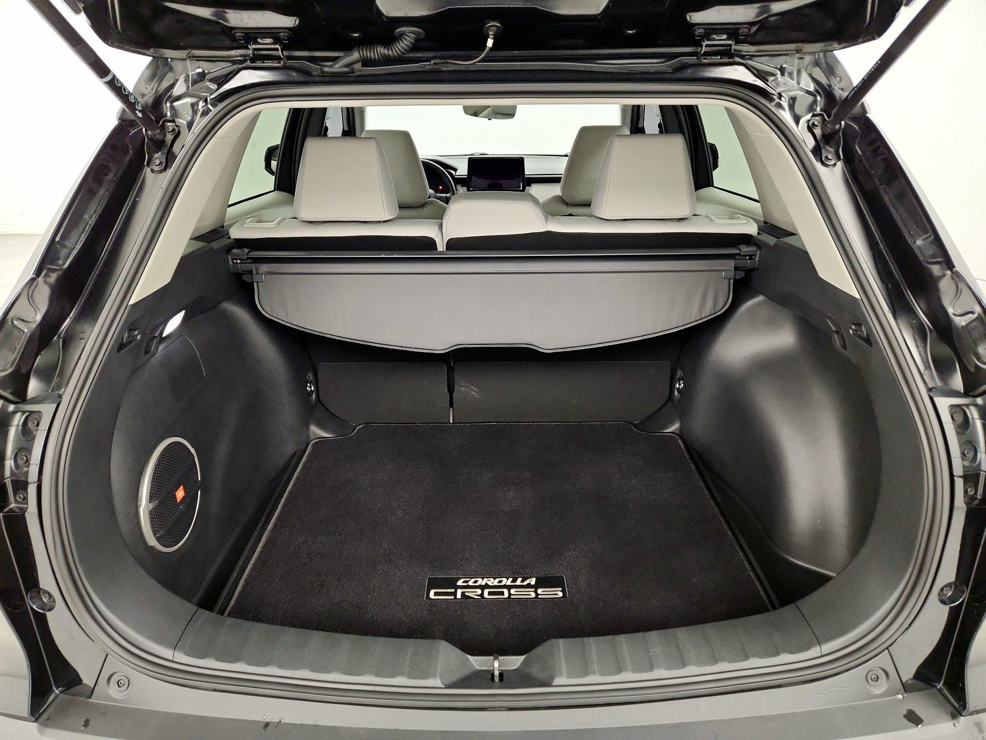 Thumbnail: 2024 Toyota Corolla Cross - 19