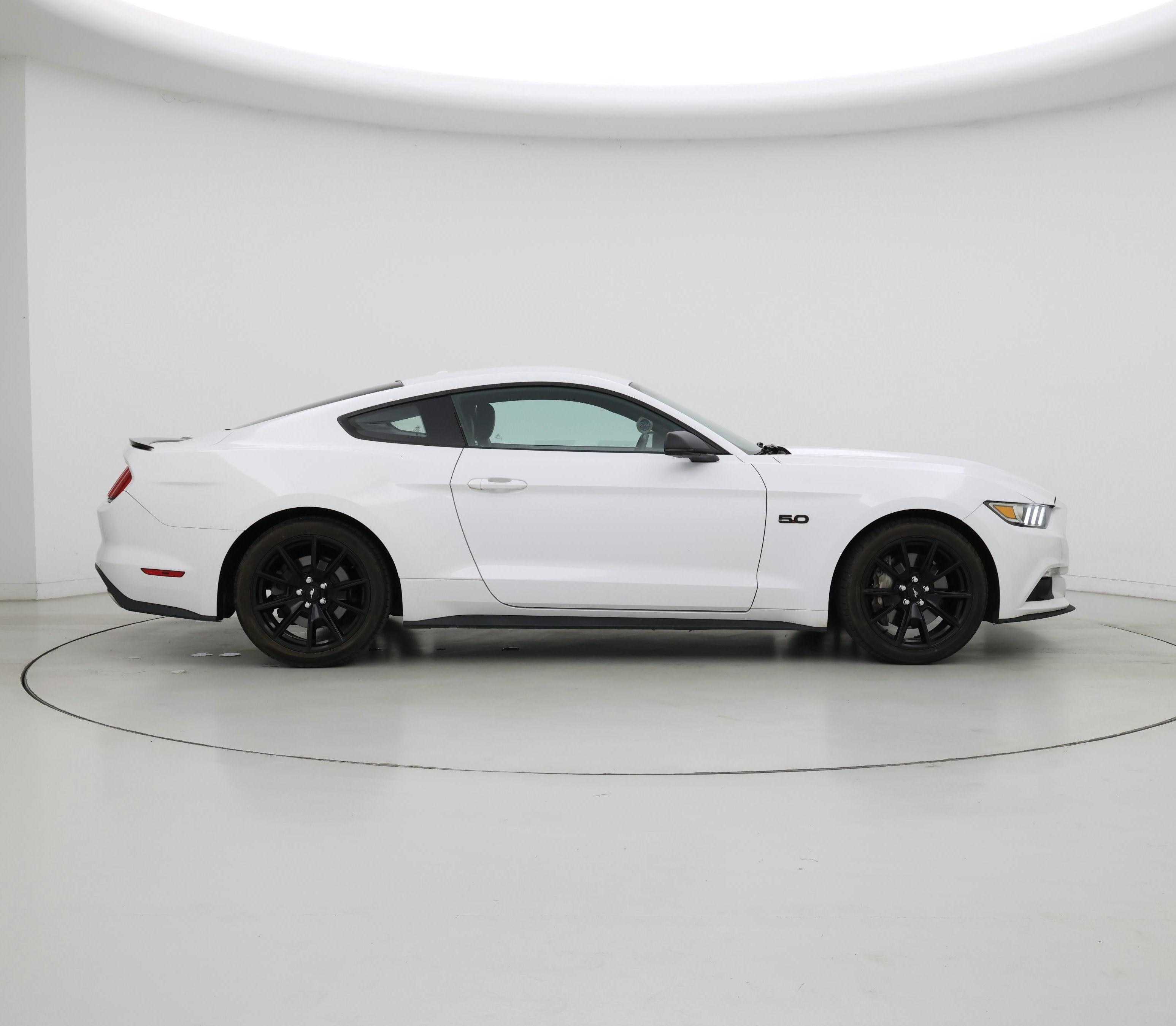 Thumbnail: 2017 Ford Mustang - 7