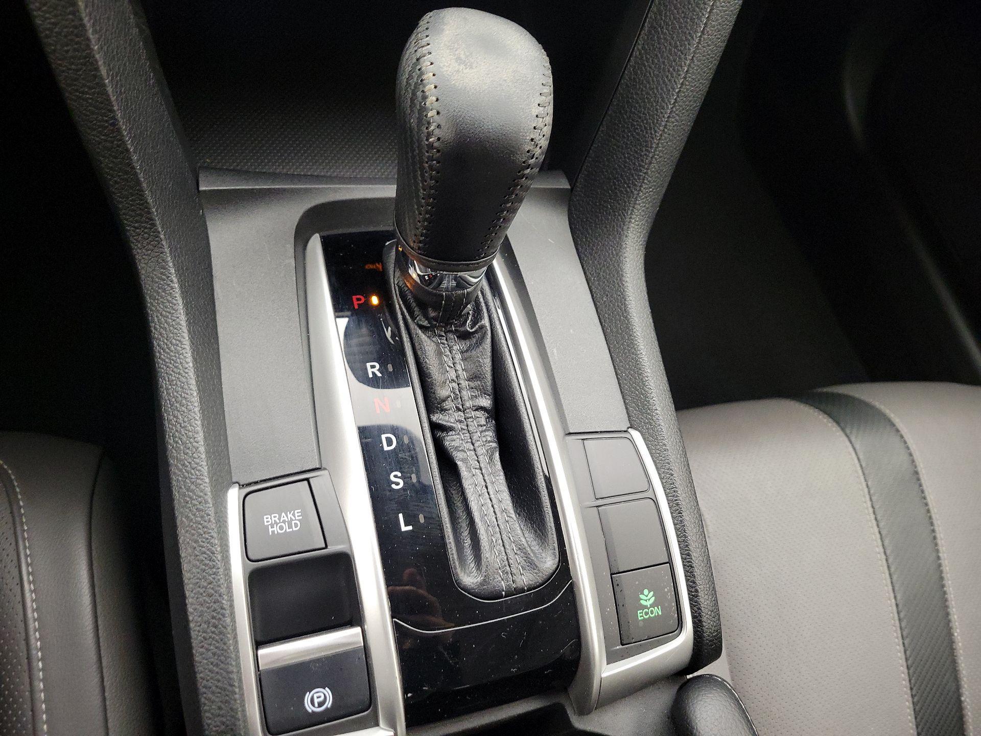 Thumbnail: 2018 Honda Civic - 18