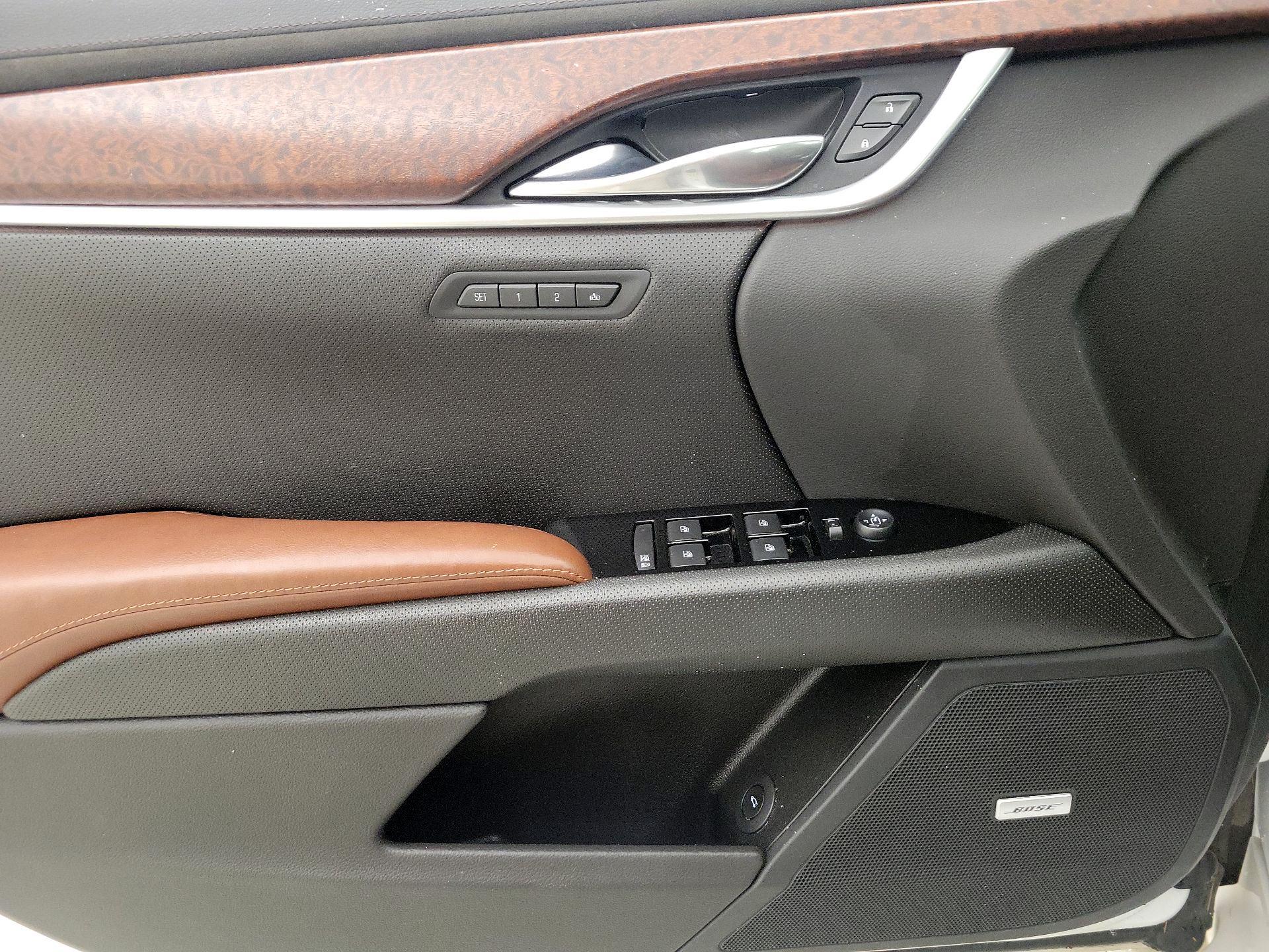 Thumbnail: 2019 Cadillac XTS - 12