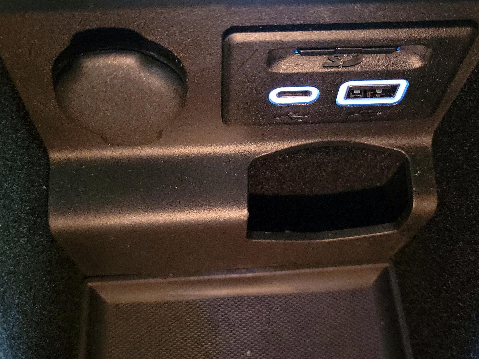 Thumbnail: 2019 Cadillac XTS - 19