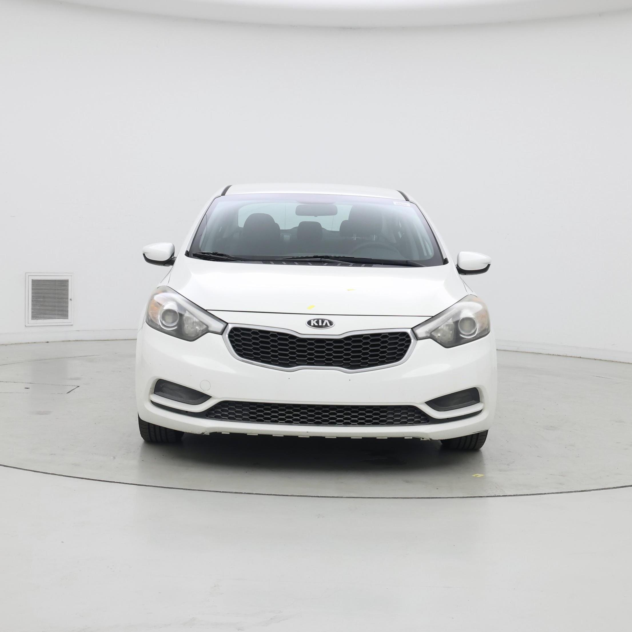 Thumbnail: 2016 Kia Forte - 5