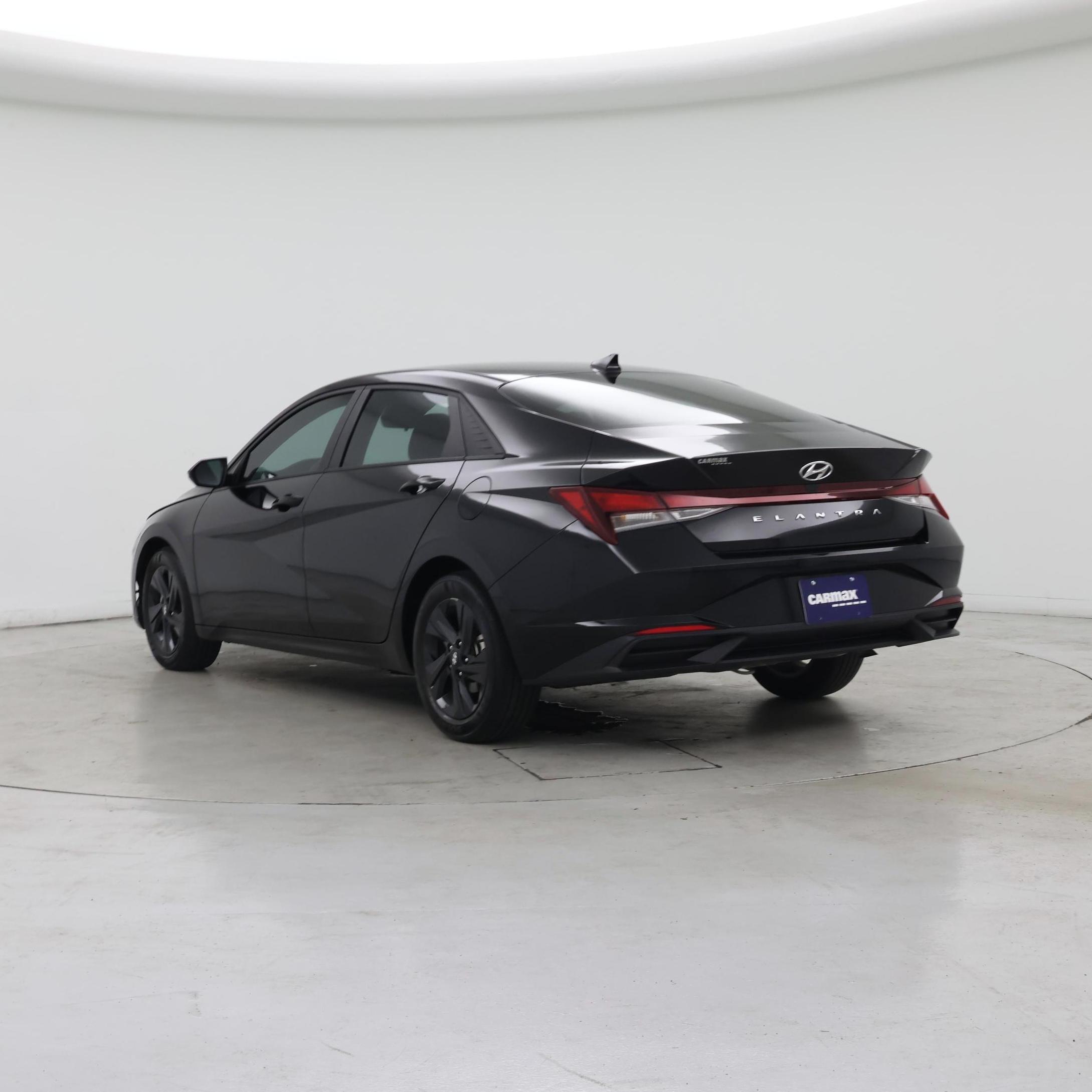 Thumbnail: 2023 Hyundai Elantra - 2