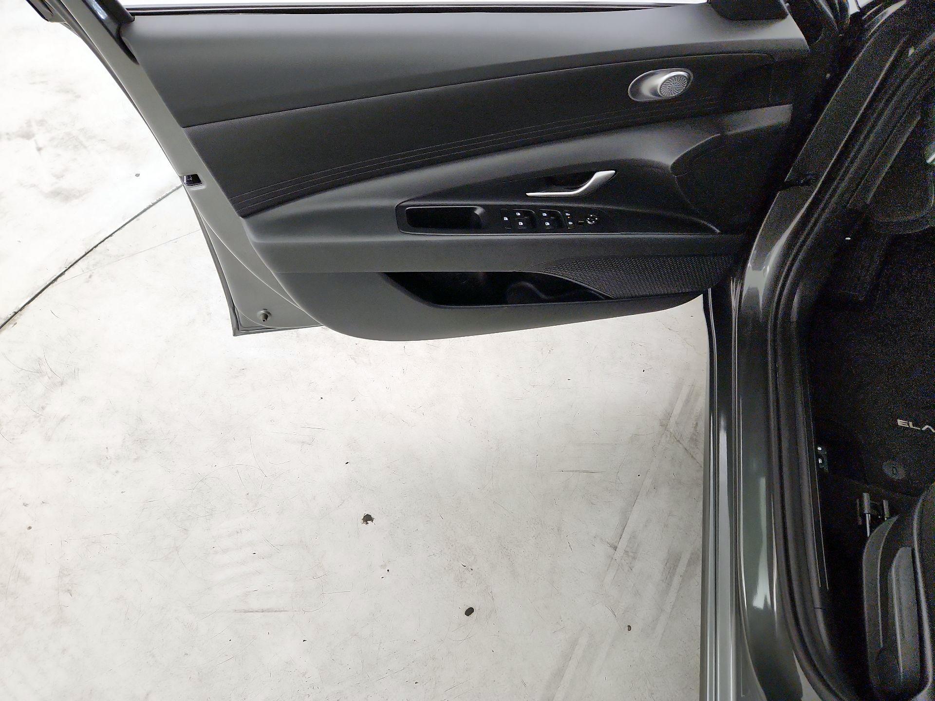 Thumbnail: 2025 Hyundai Elantra - 12