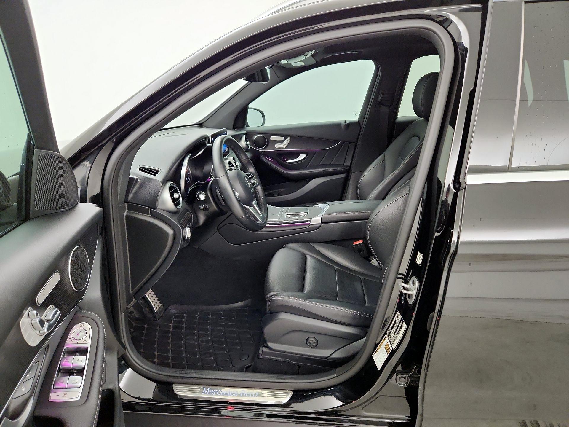 Thumbnail: 2022 Mercedes-Benz GLC - 11