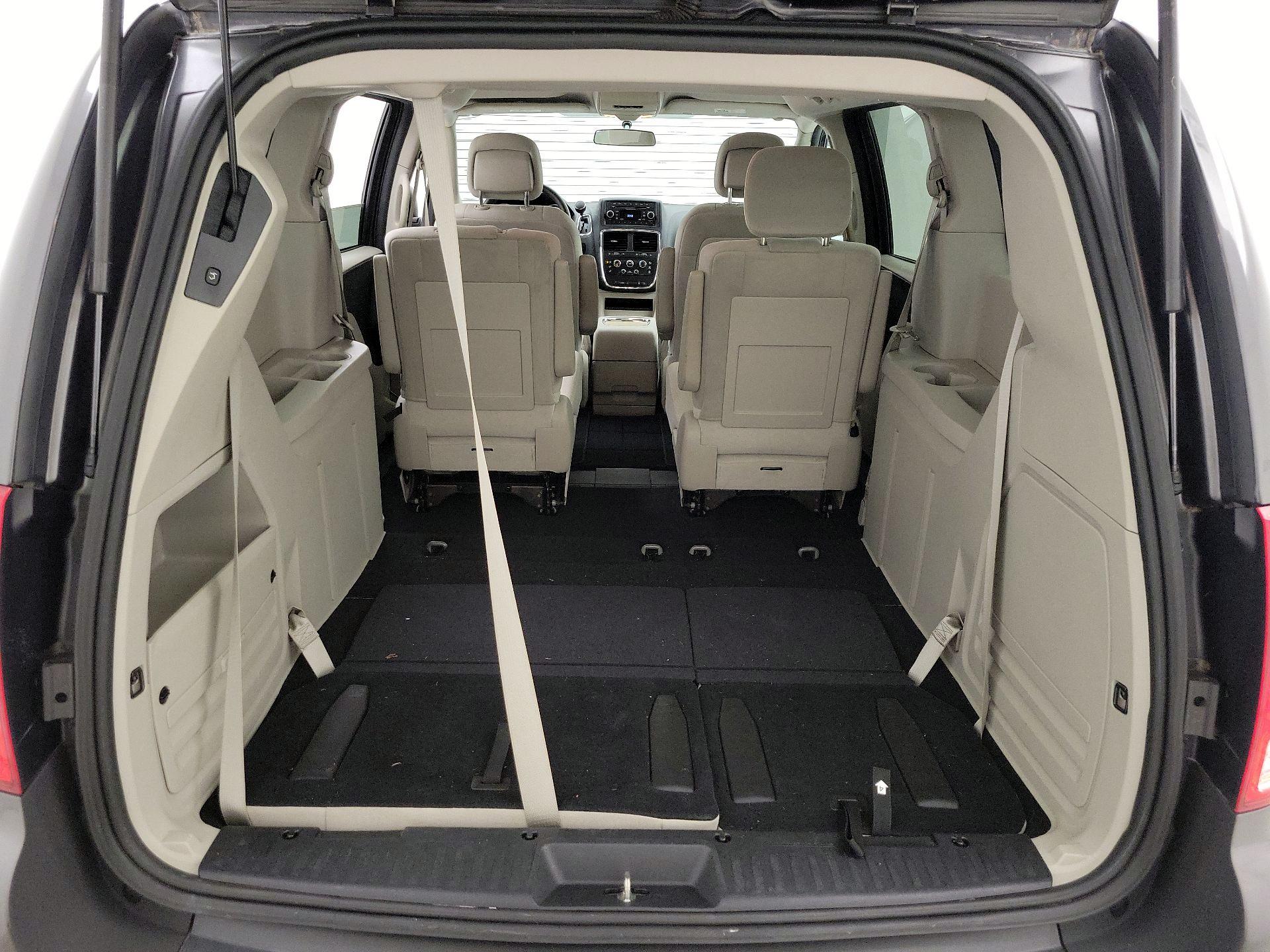 Thumbnail: 2016 Dodge Grand Caravan - 20