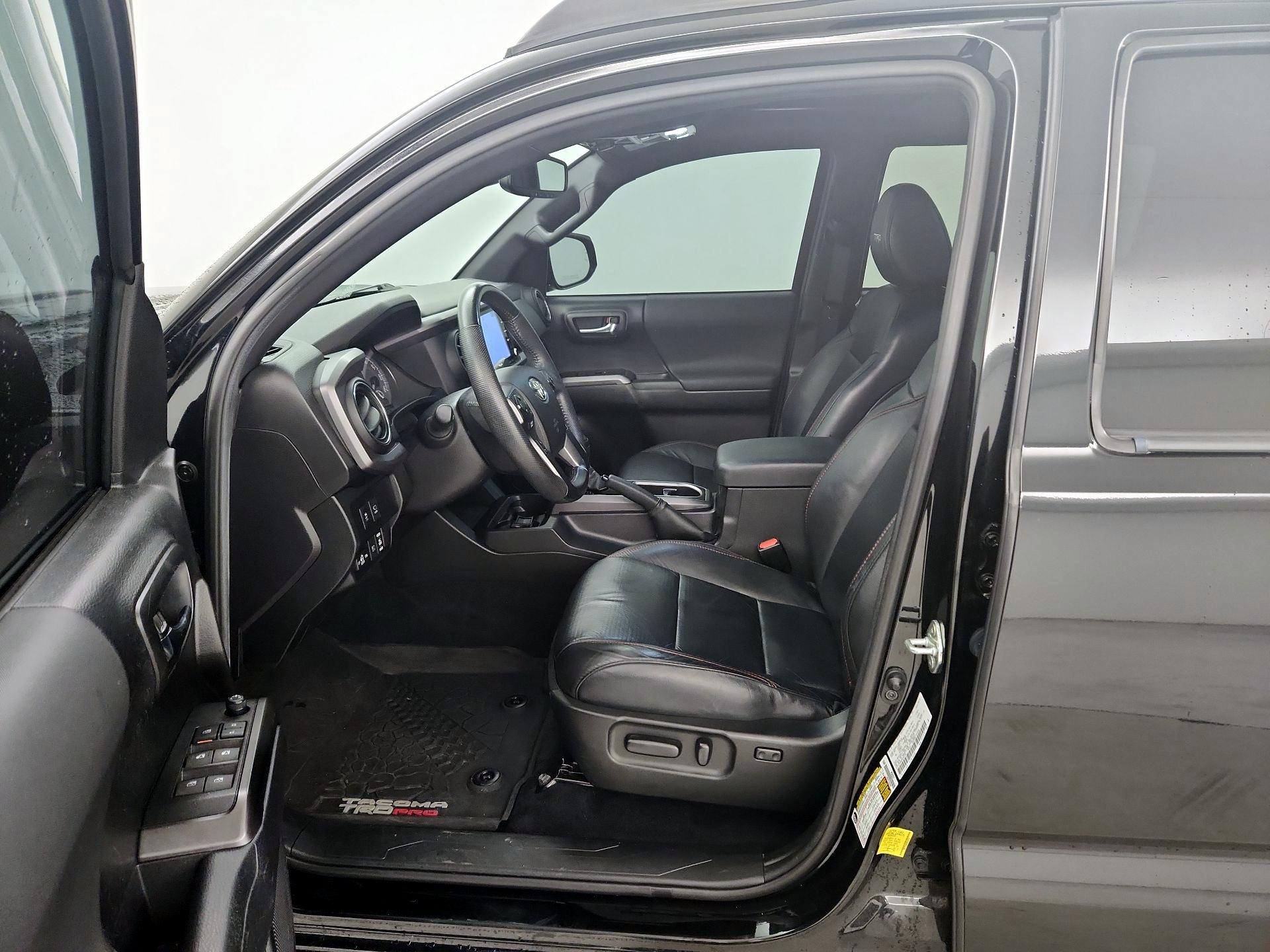 Thumbnail: 2021 Toyota Tacoma - 11