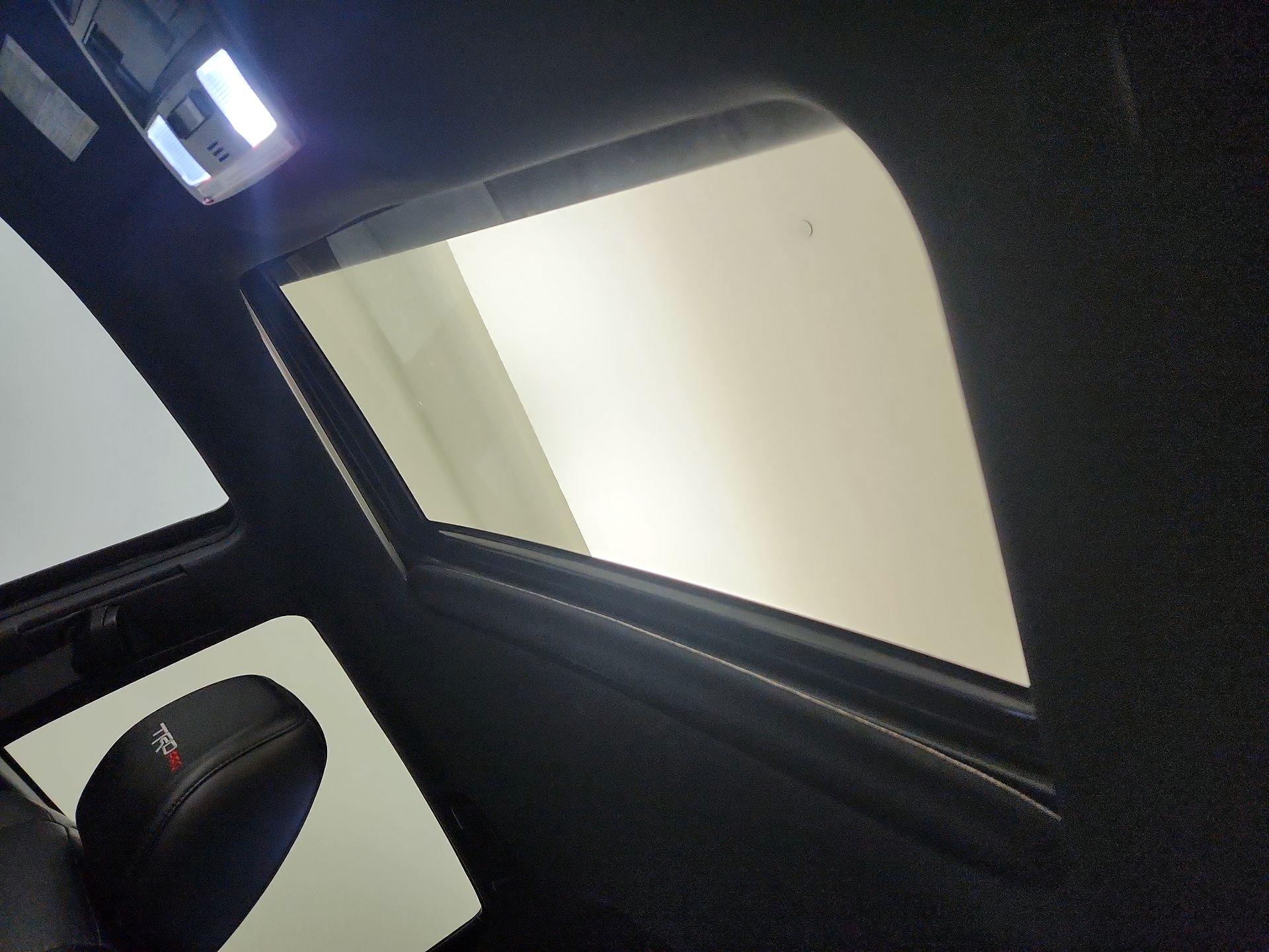 Thumbnail: 2021 Toyota Tacoma - 20