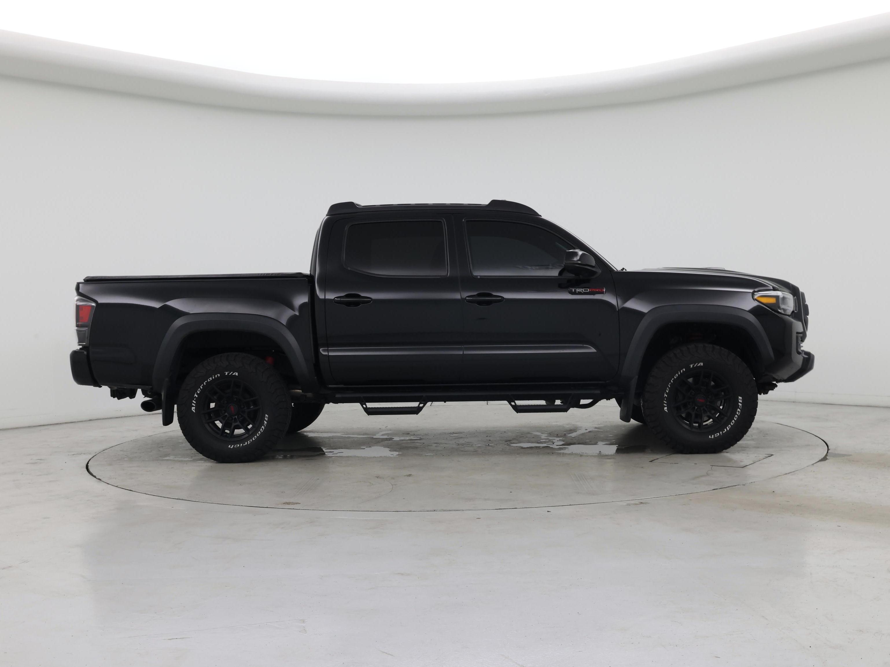 Thumbnail: 2021 Toyota Tacoma - 7