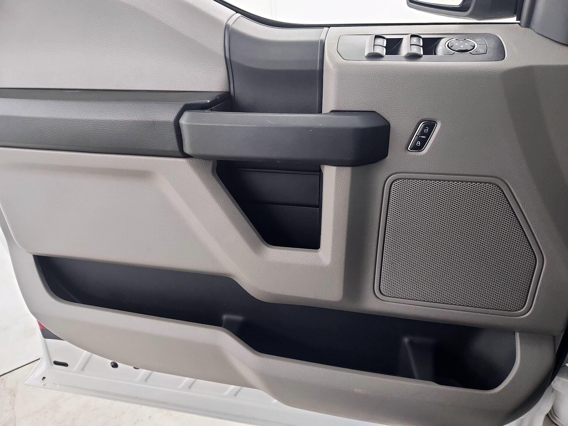 Thumbnail: 2017 Ford F-150 - 12