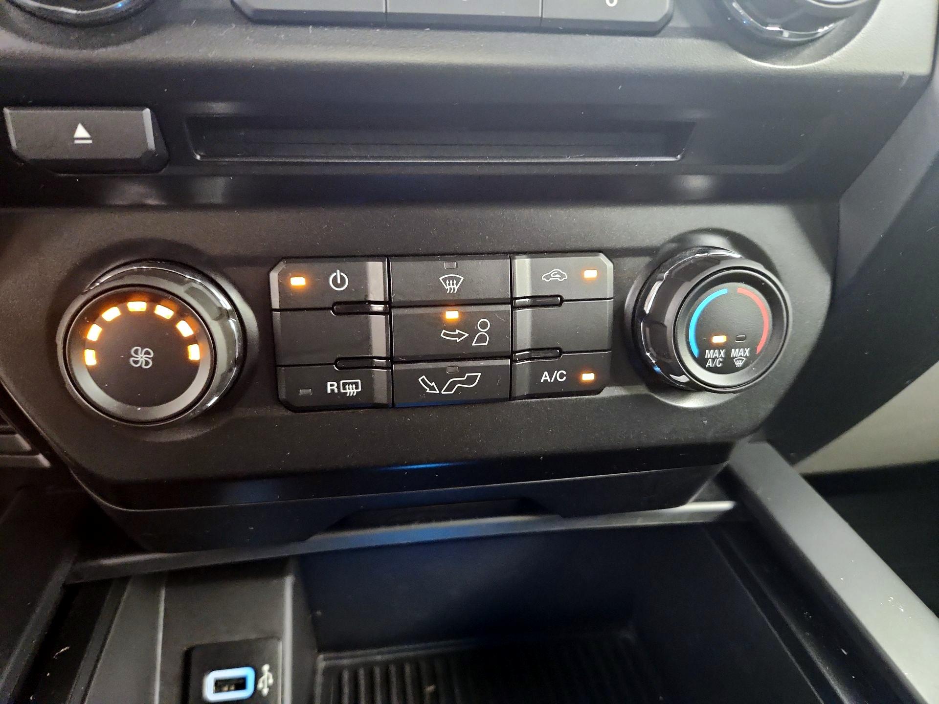 Thumbnail: 2017 Ford F-150 - 16