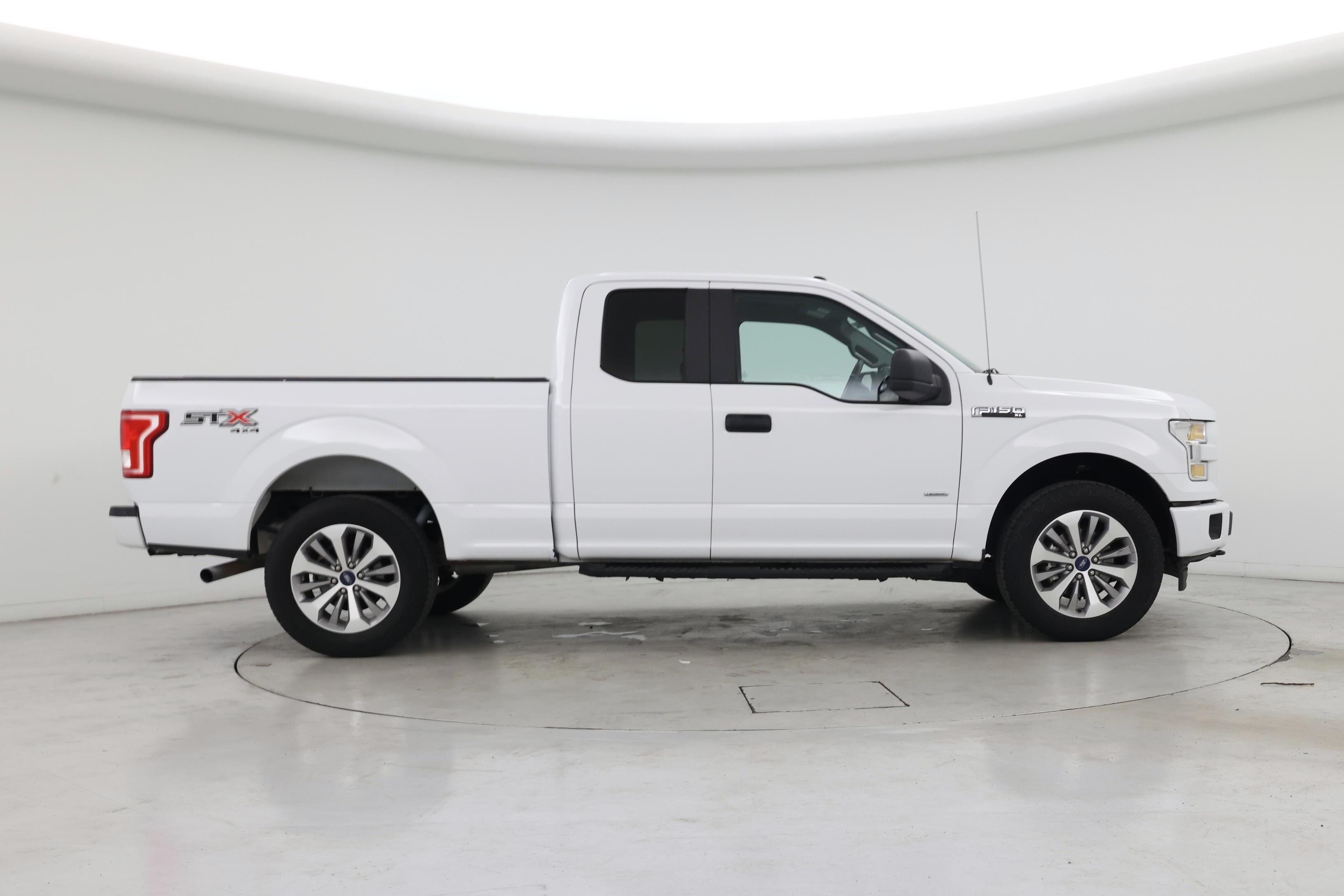 Thumbnail: 2017 Ford F-150 - 7