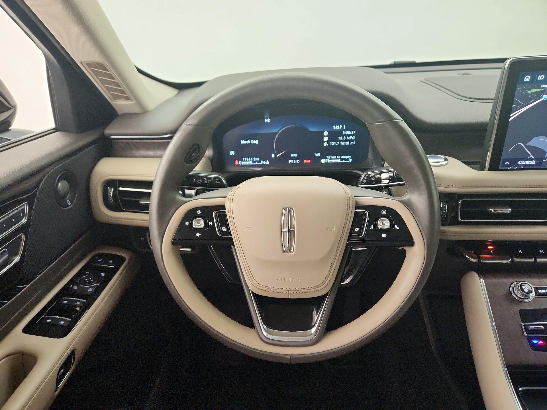 Thumbnail: 2021 Lincoln Aviator - 10