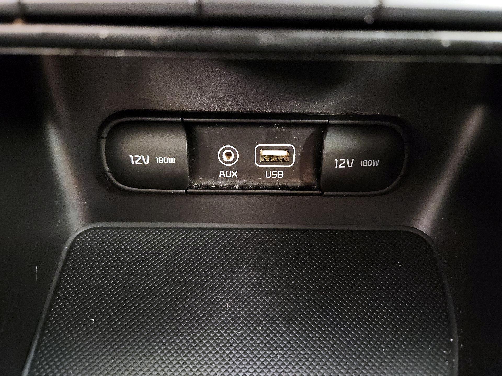 Thumbnail: 2018 Kia Sportage - 18