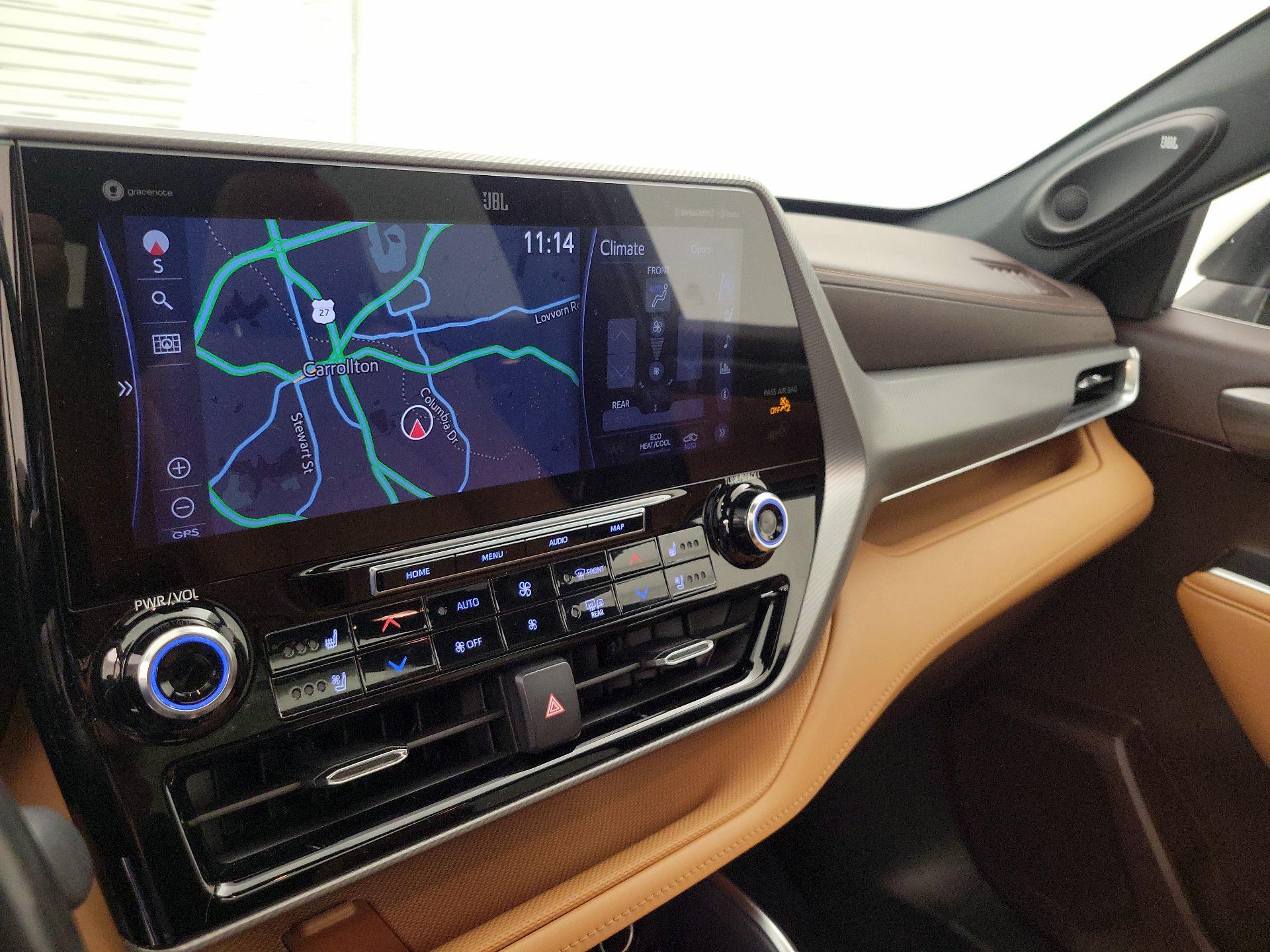 Thumbnail: 2021 Toyota Highlander - 14