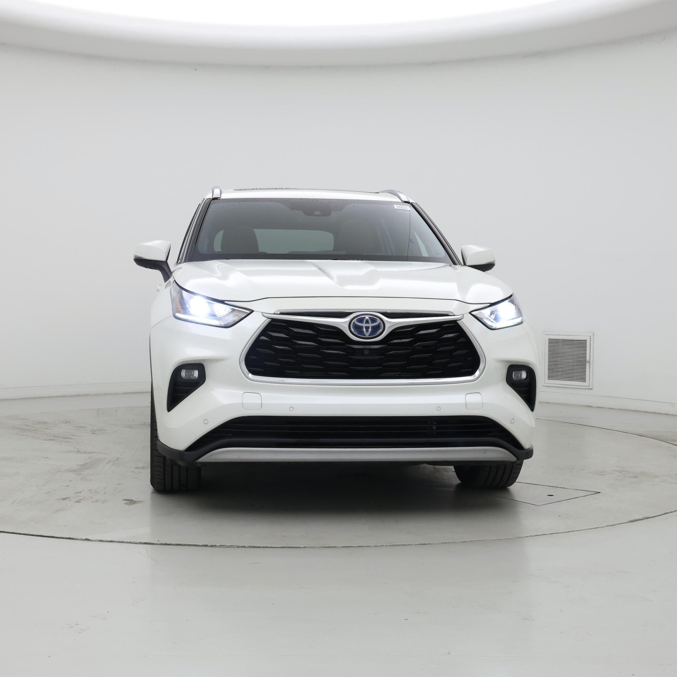 Thumbnail: 2021 Toyota Highlander - 5