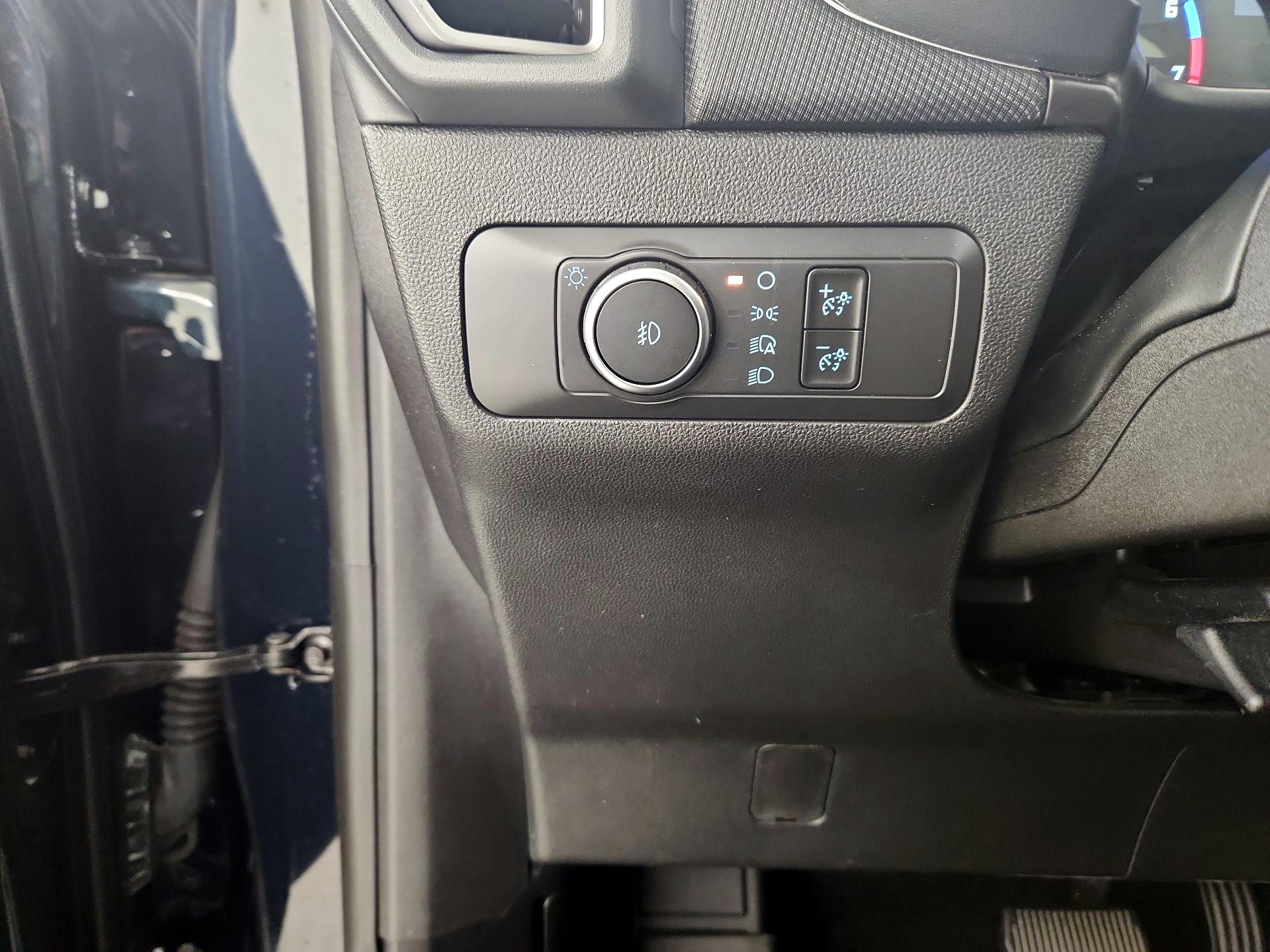 Thumbnail: 2022 Ford Bronco Sport - 13