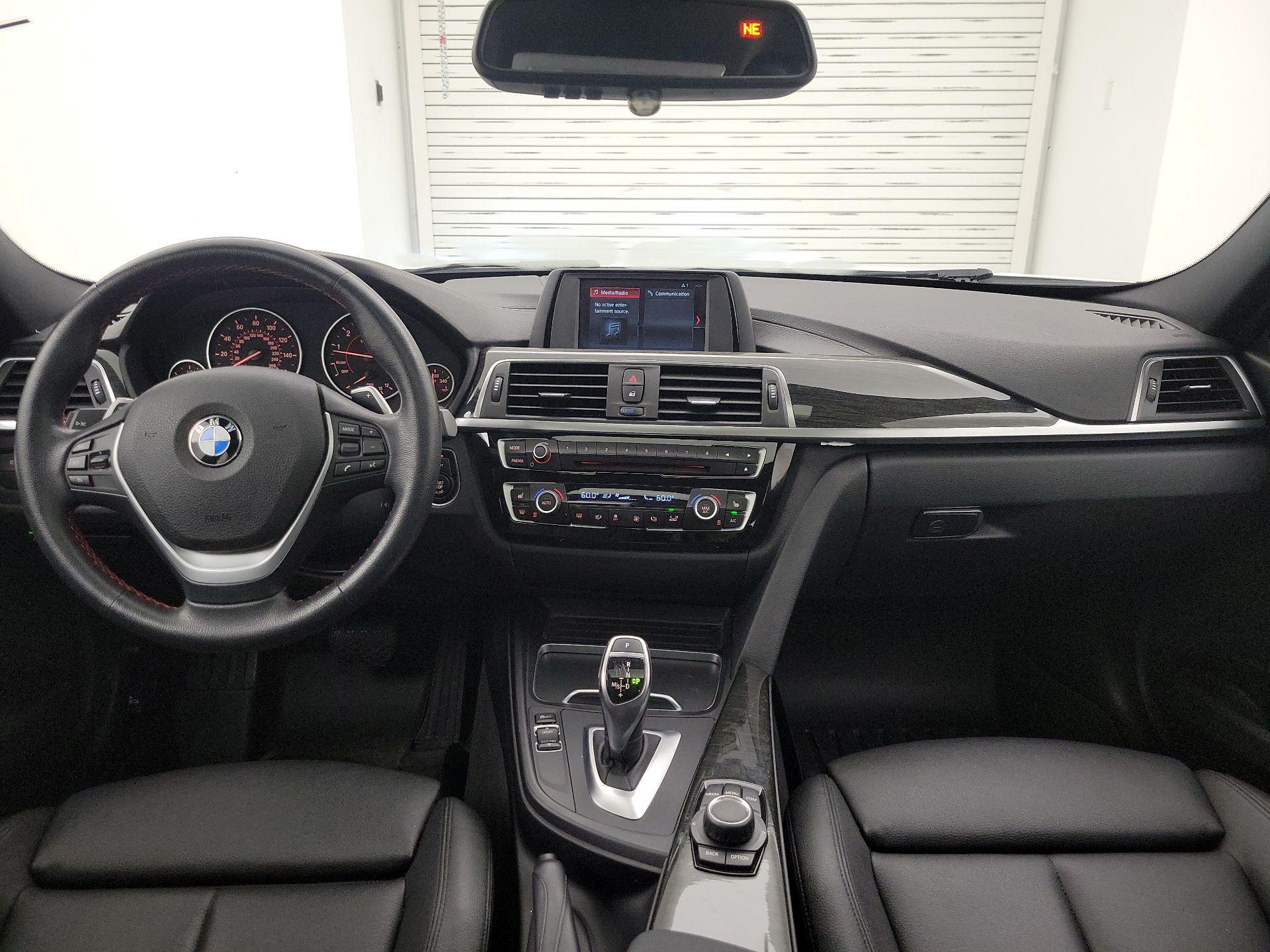 Thumbnail: 2018 BMW 3 Series - 9