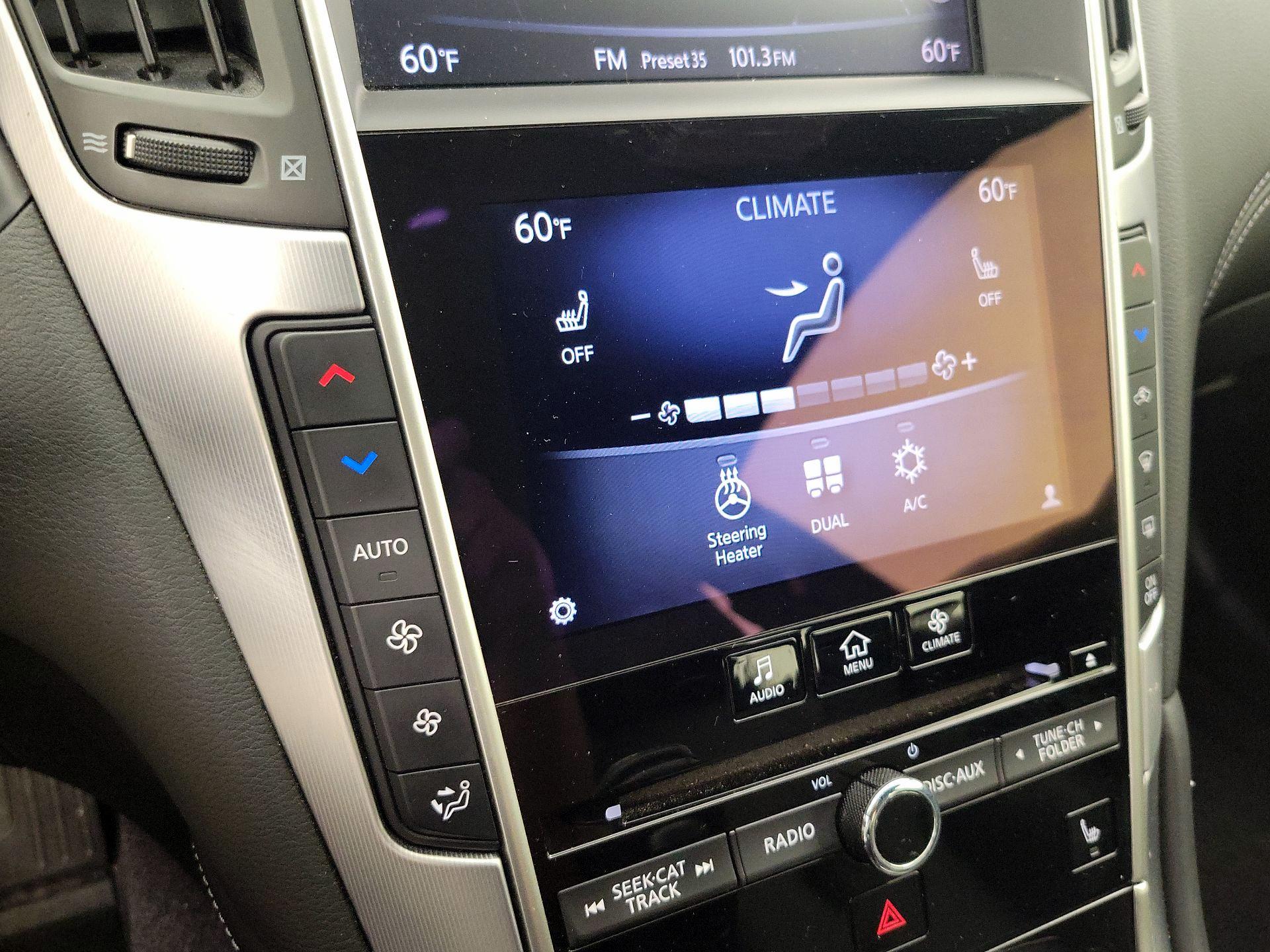 Thumbnail: 2017 INFINITI Q60 - 17