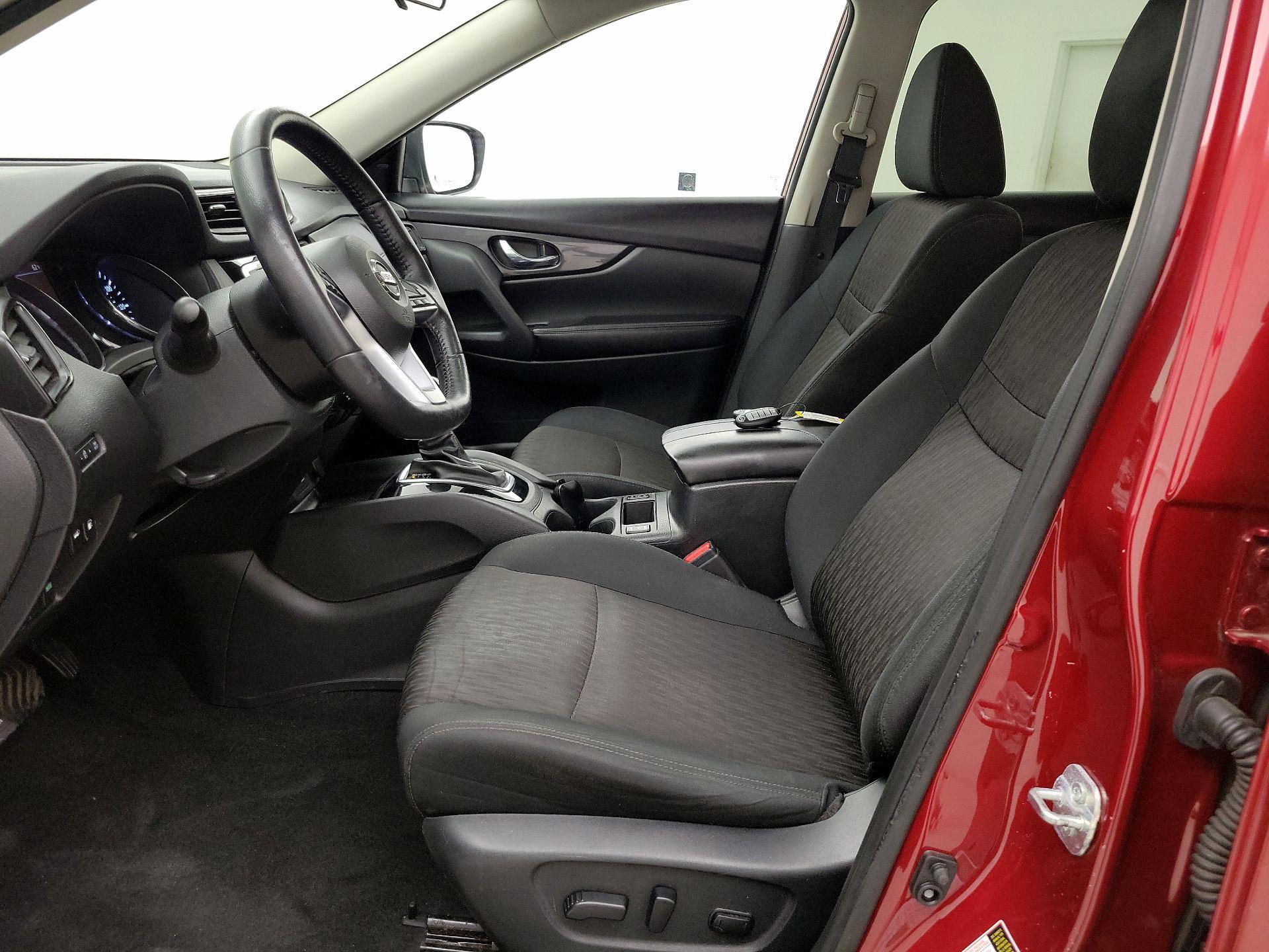 Thumbnail: 2018 Nissan Rogue - 11