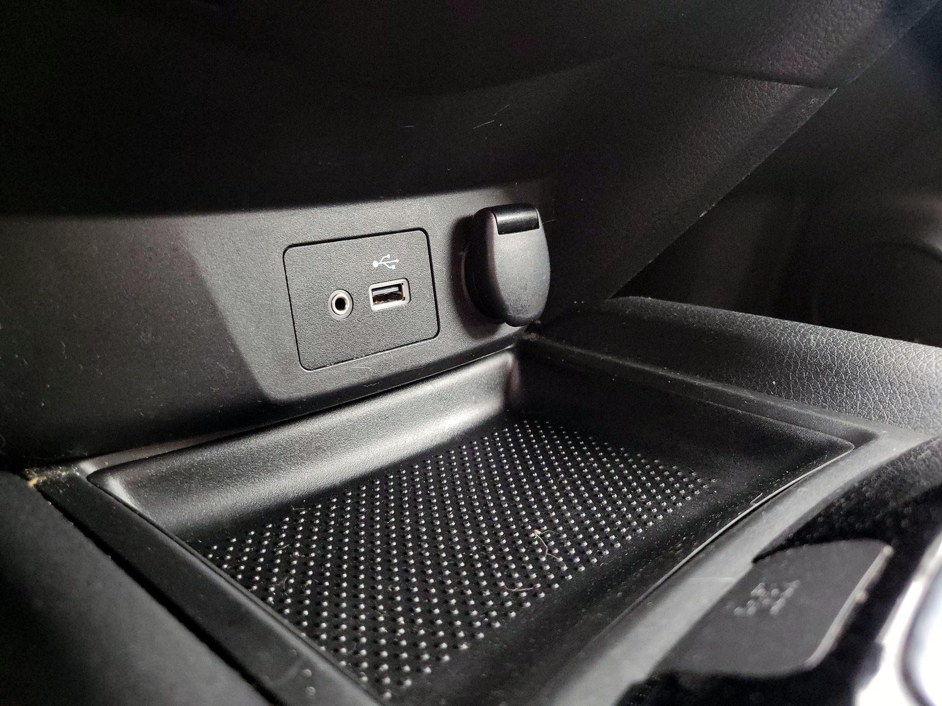 Thumbnail: 2018 Nissan Rogue - 19