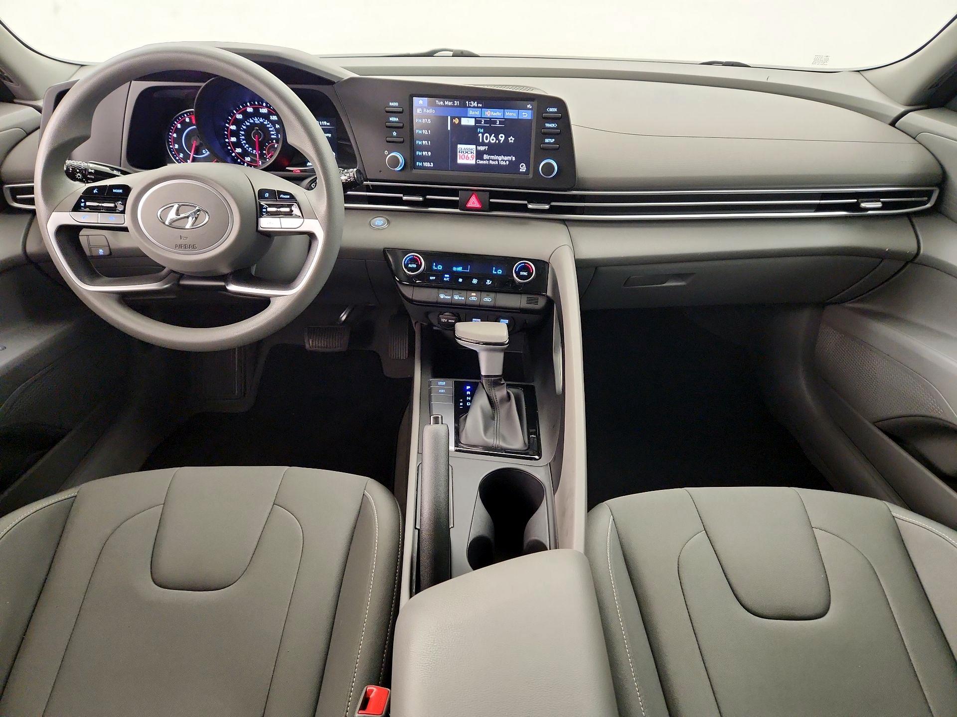 Thumbnail: 2023 Hyundai Elantra - 9