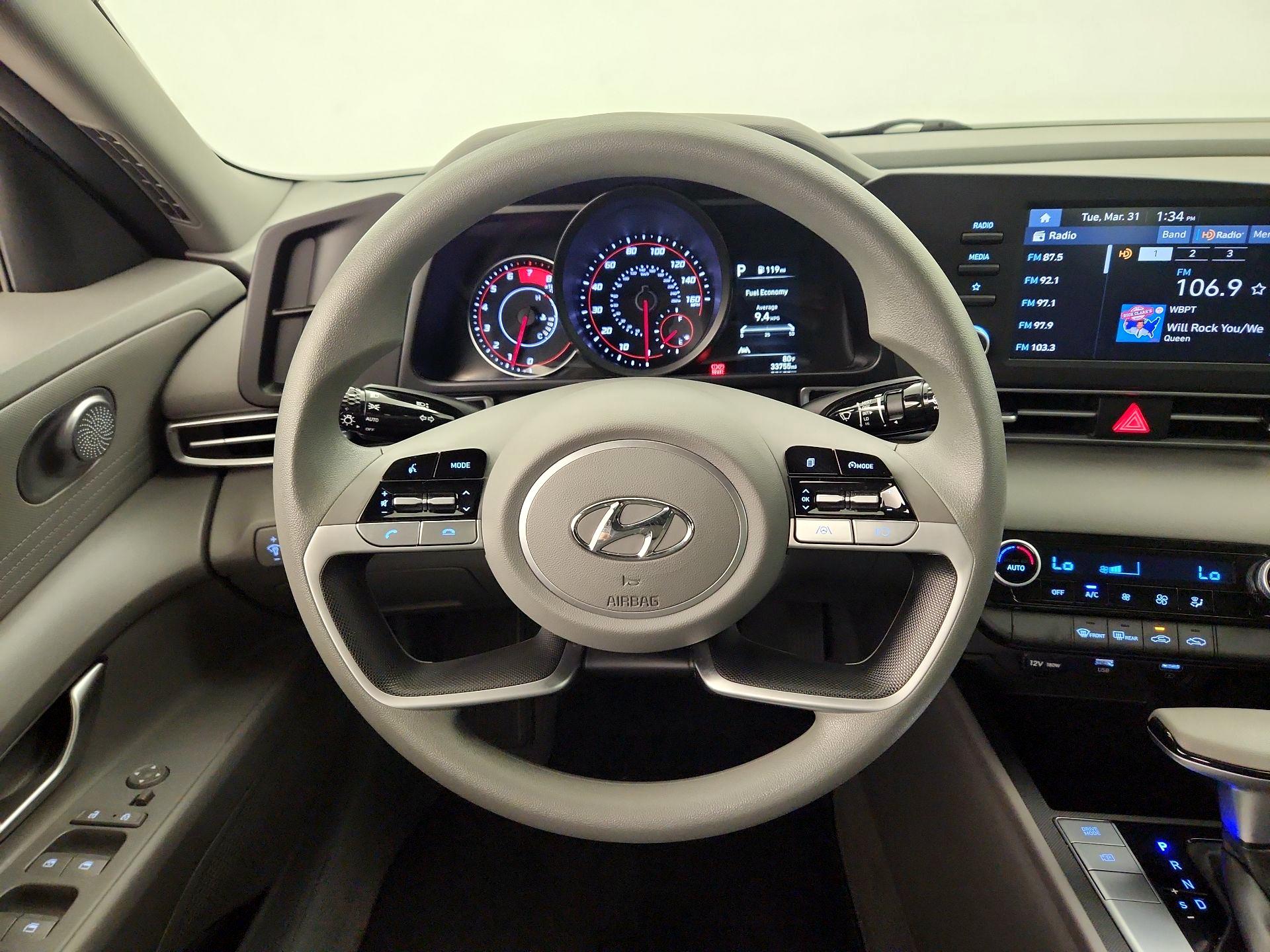 Thumbnail: 2023 Hyundai Elantra - 10