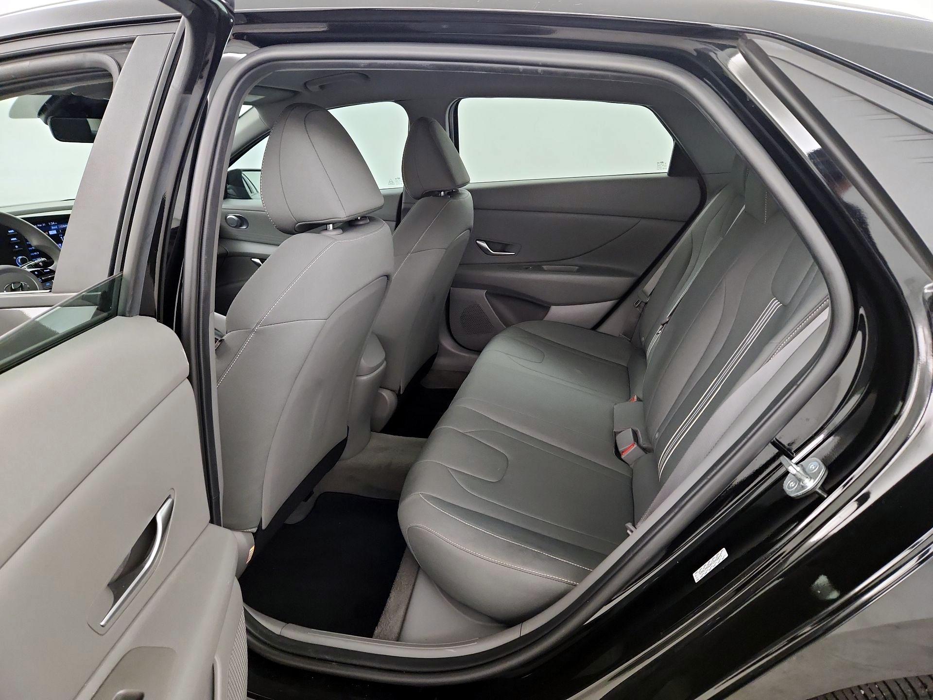 Thumbnail: 2023 Hyundai Elantra - 19