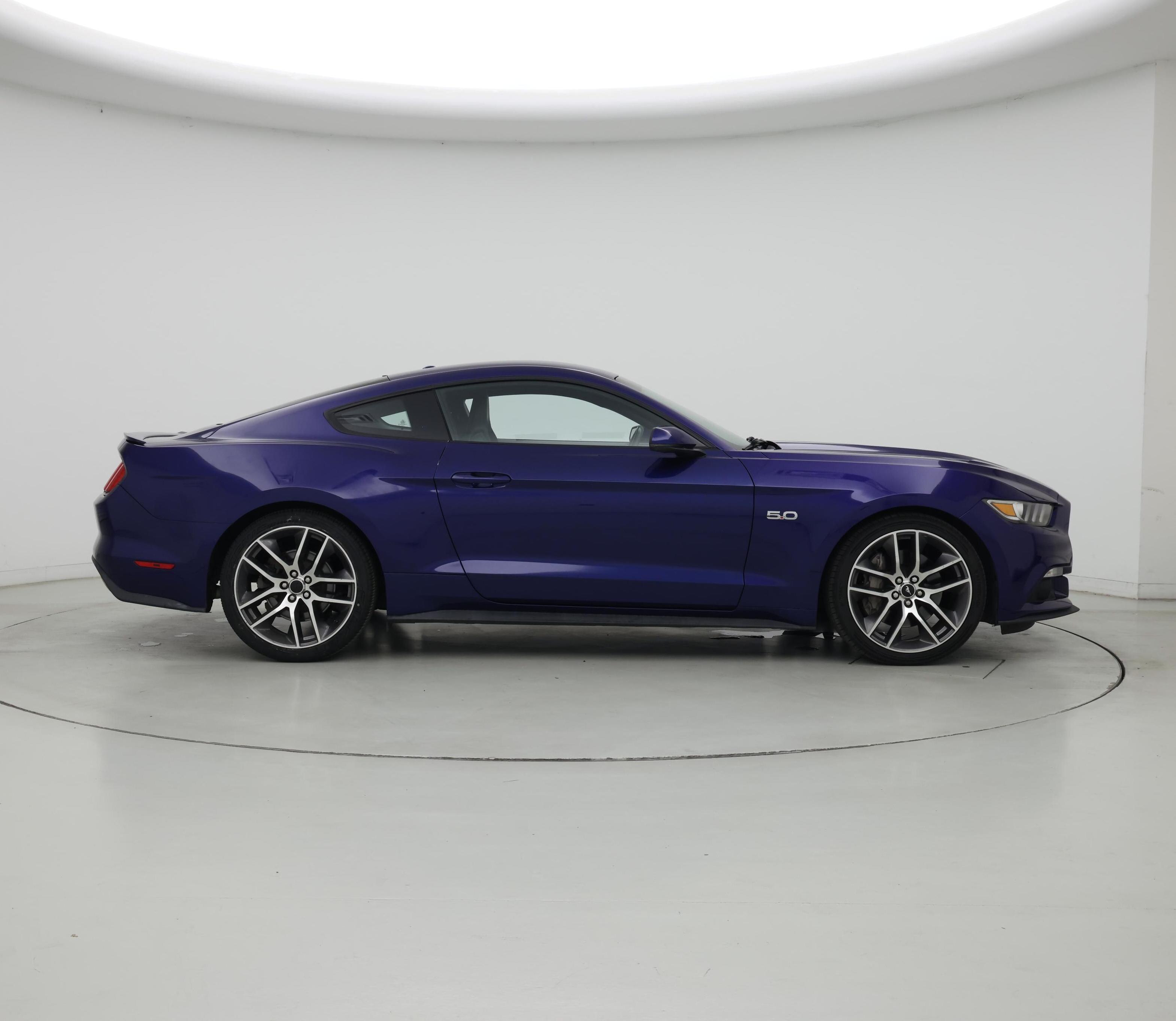 Thumbnail: 2015 Ford Mustang - 7