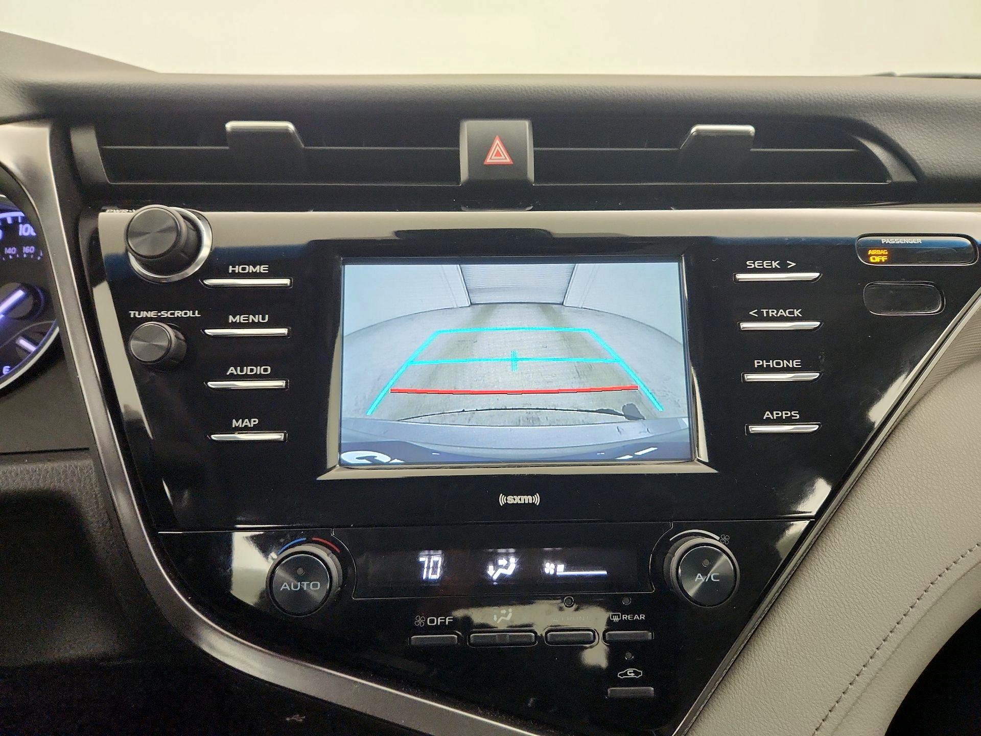 Thumbnail: 2020 Toyota Camry - 14