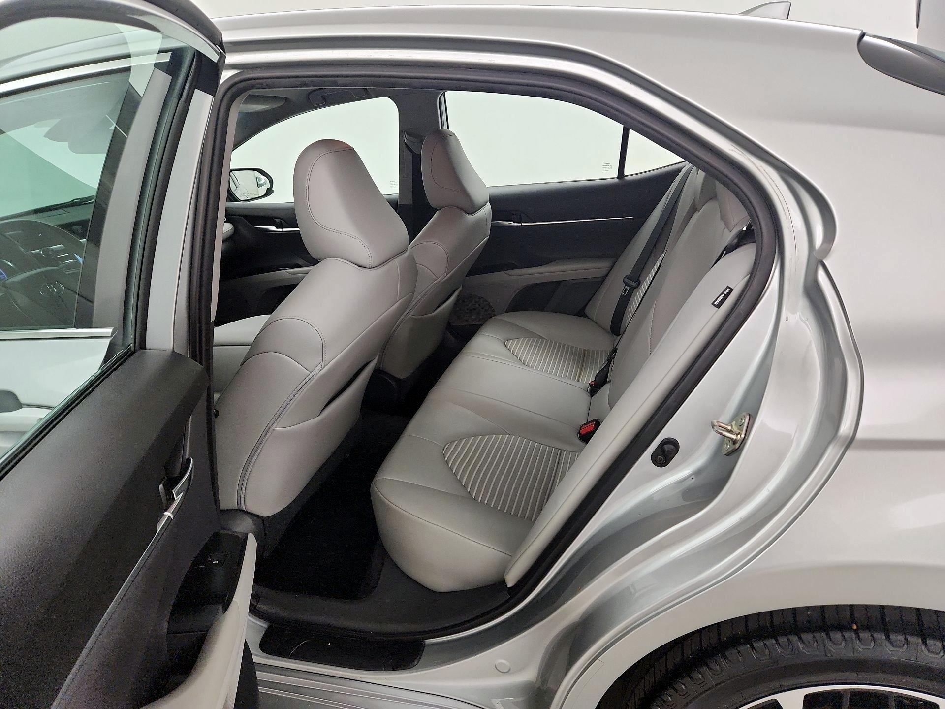 Thumbnail: 2020 Toyota Camry - 19