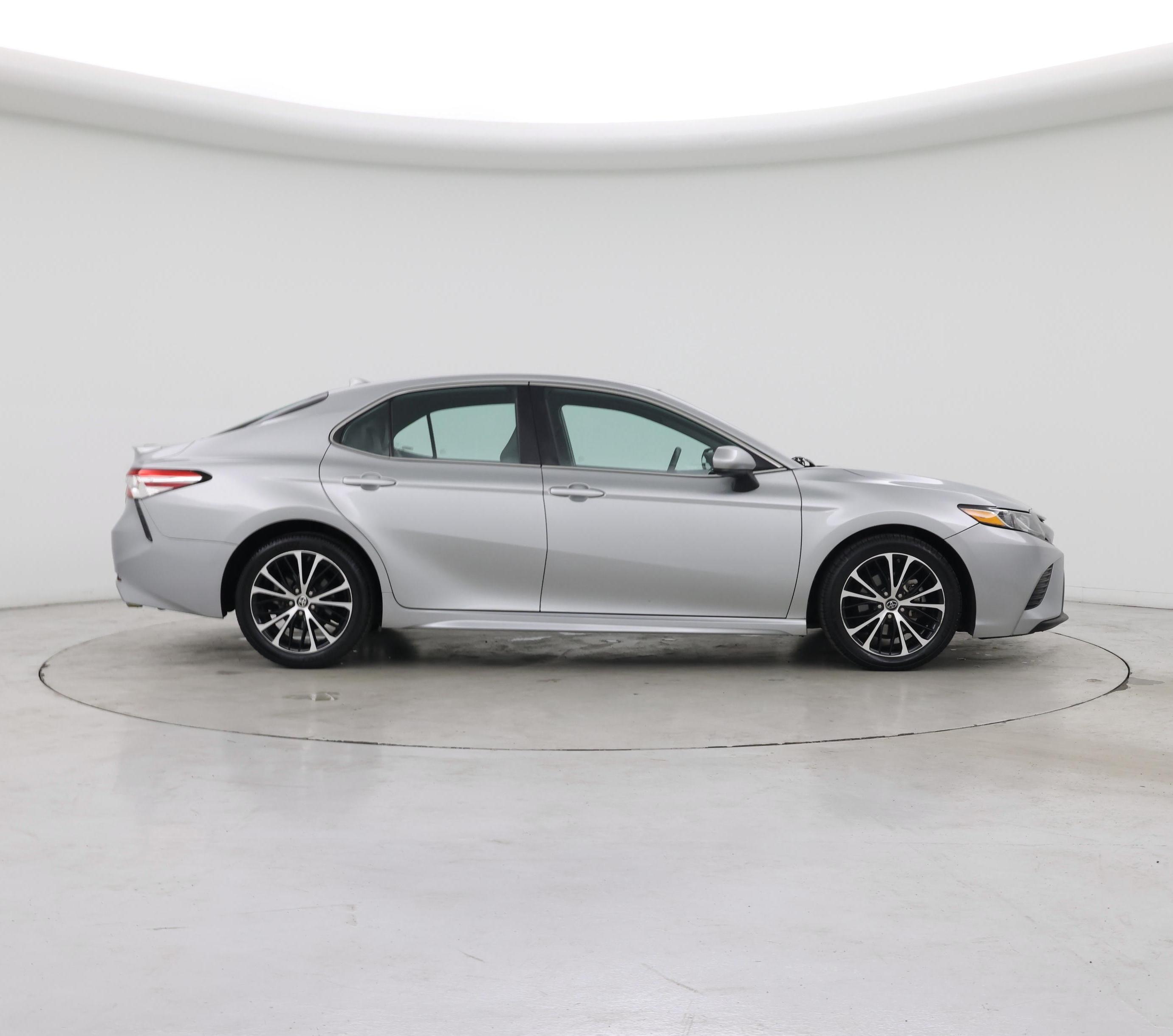 Thumbnail: 2020 Toyota Camry - 7