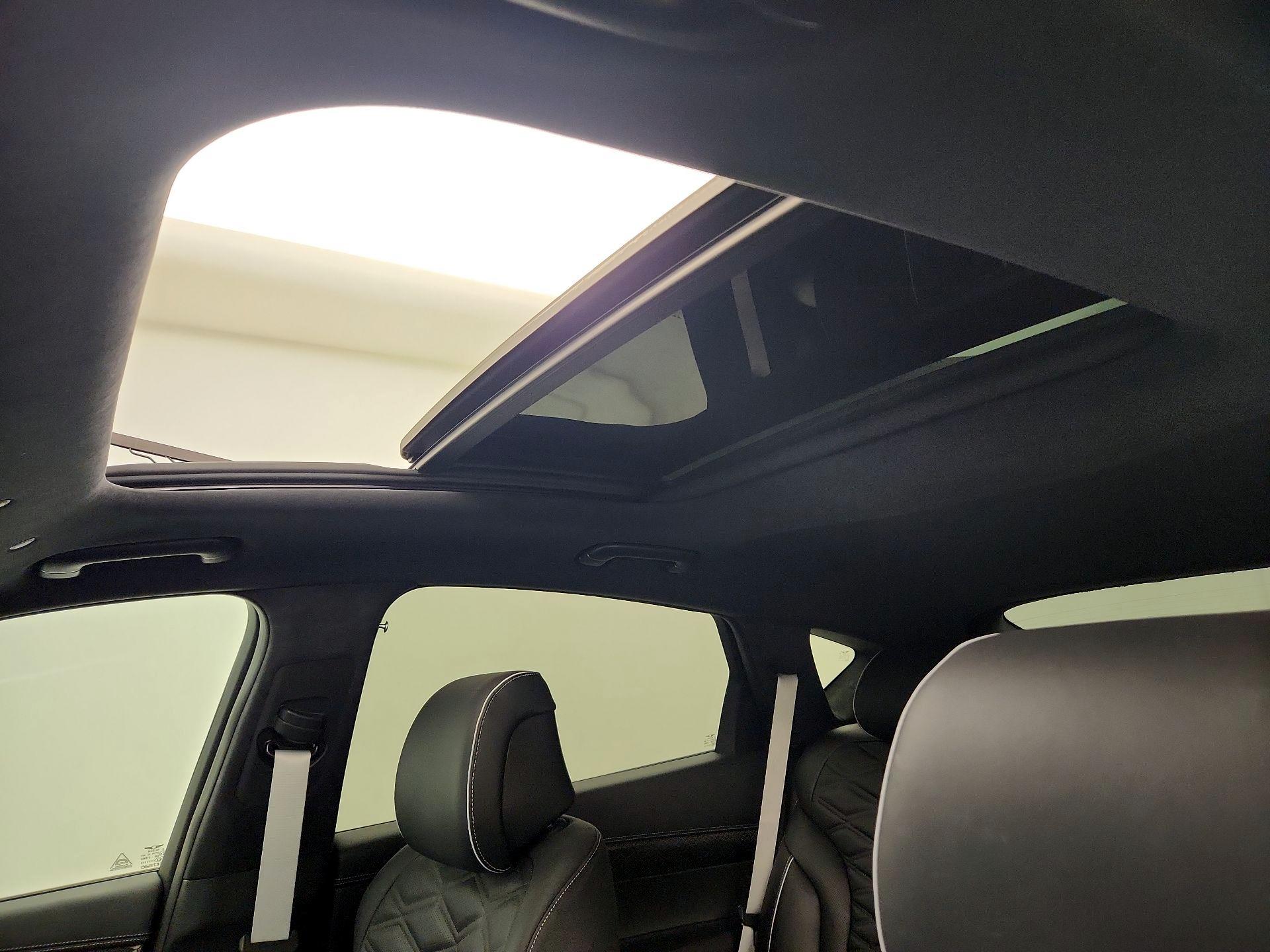 Thumbnail: 2025 Genesis GV80 - 20