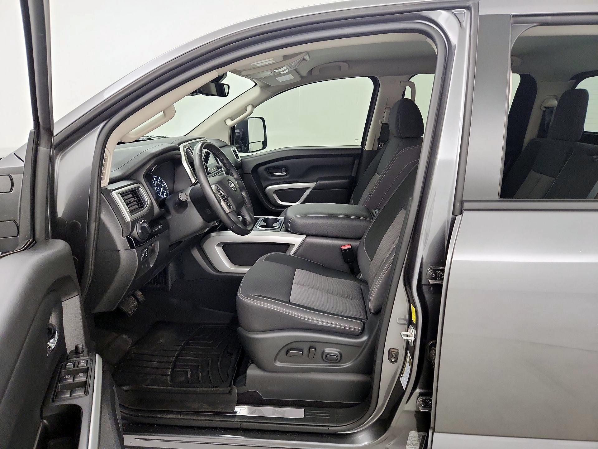 Thumbnail: 2023 Nissan Titan - 11