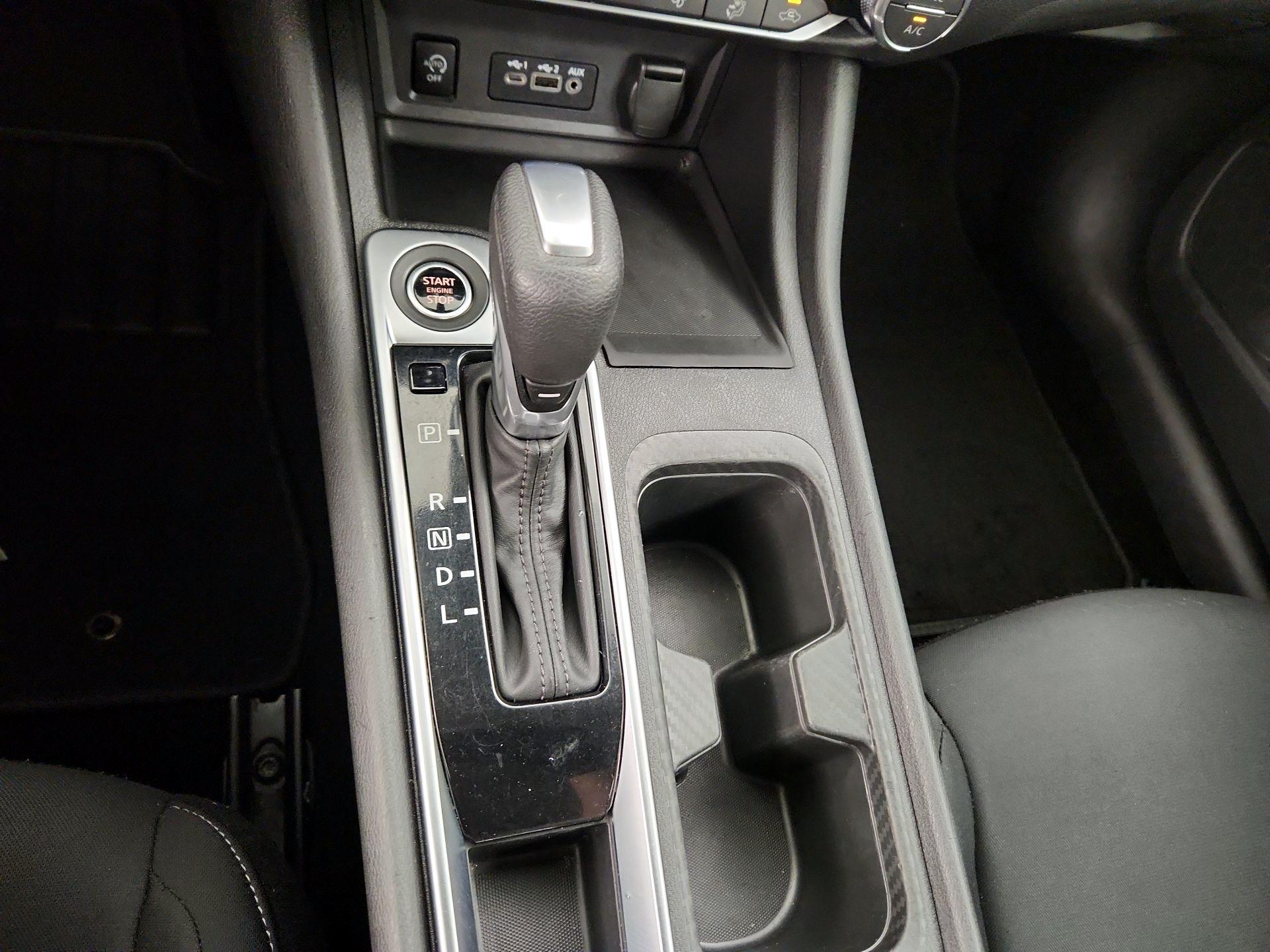 Thumbnail: 2024 Nissan Sentra - 17