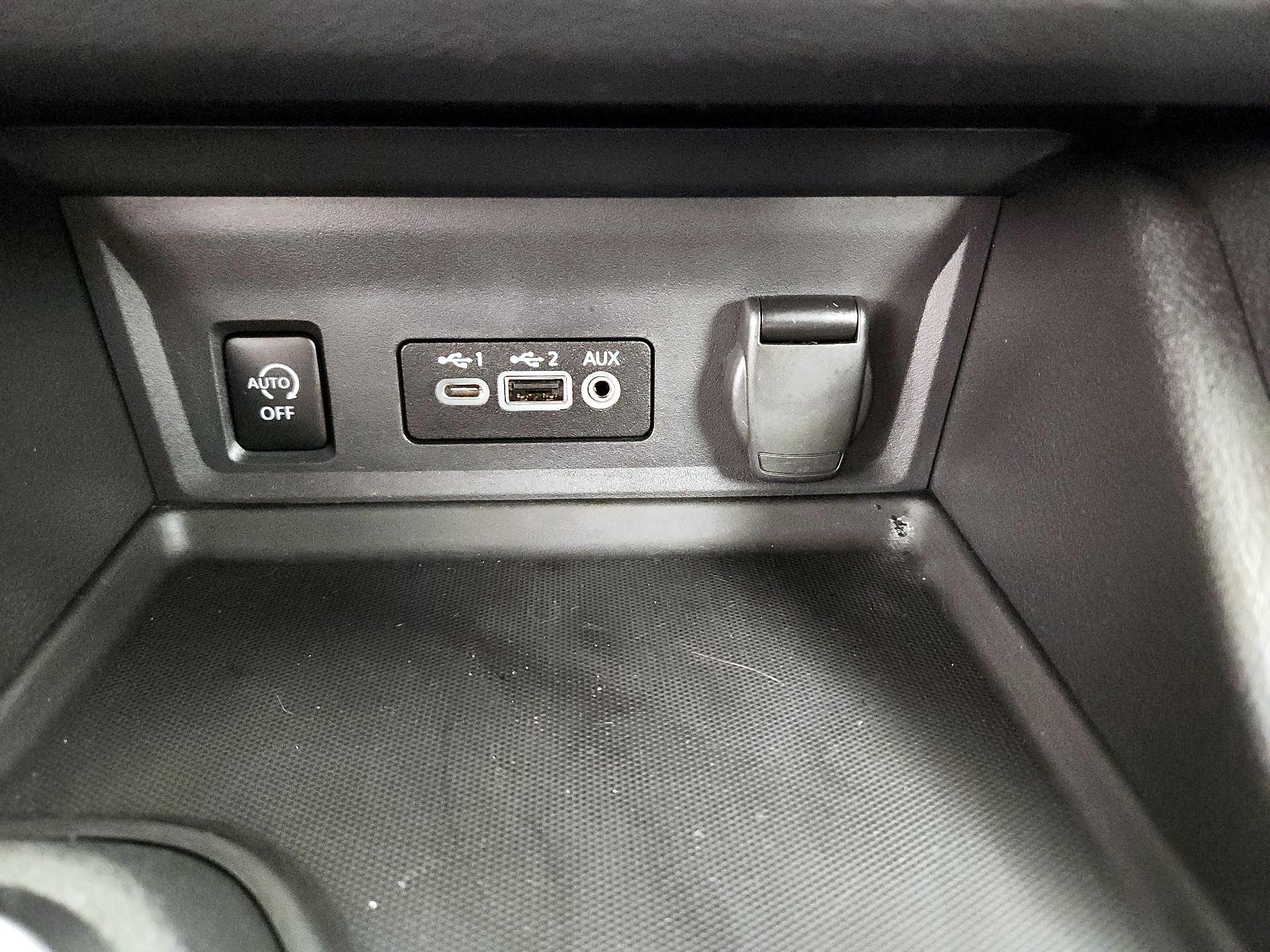 Thumbnail: 2024 Nissan Sentra - 18