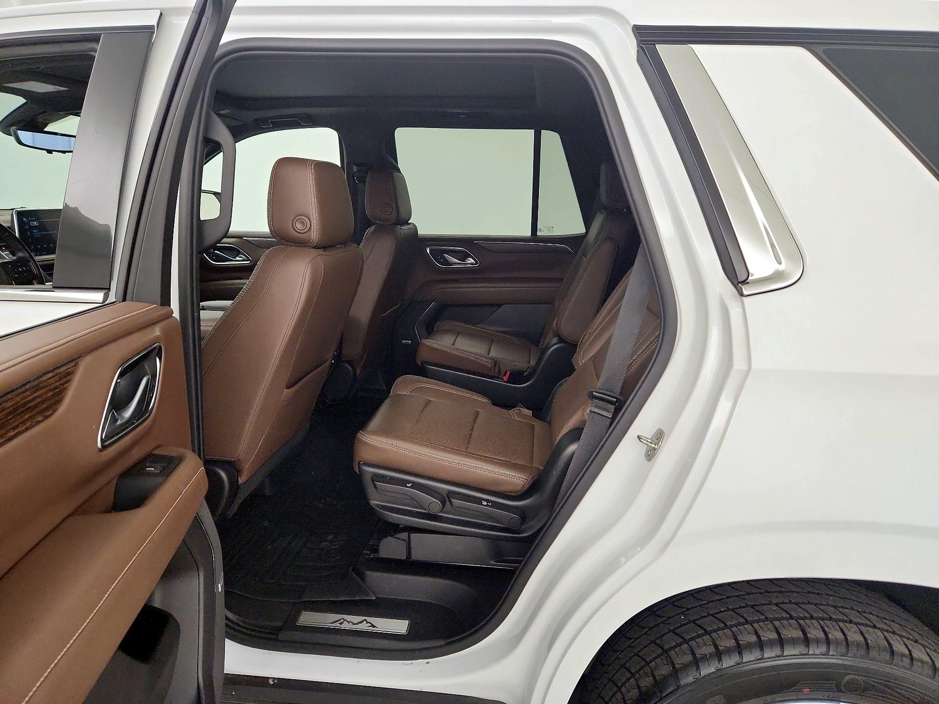 Thumbnail: 2022 Chevrolet Tahoe - 20
