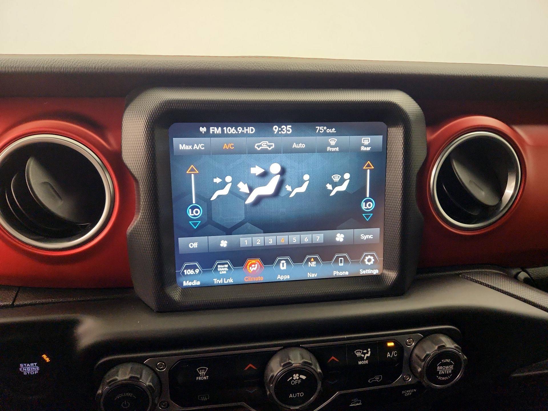 Thumbnail: 2022 Jeep Gladiator - 17