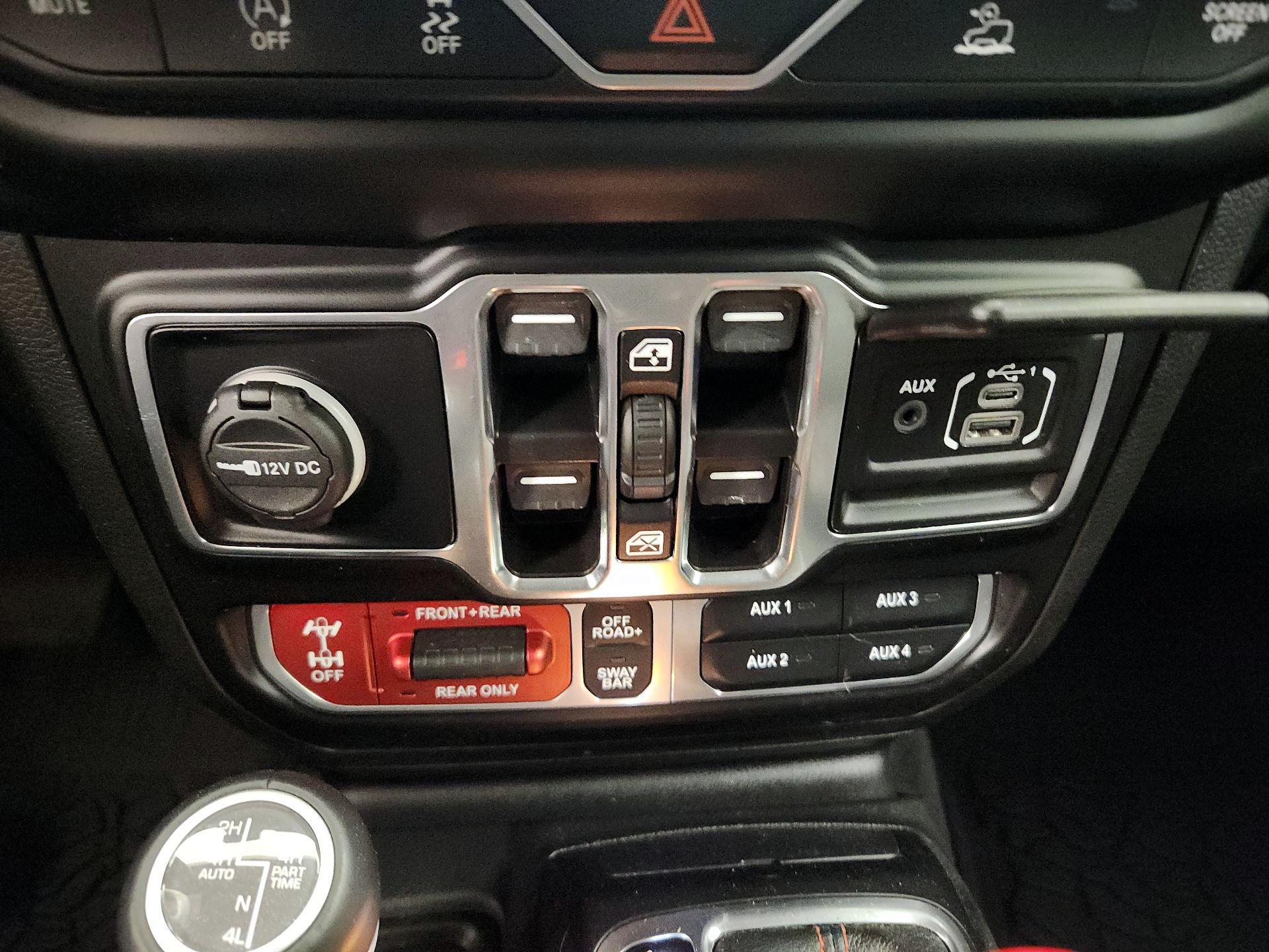 Thumbnail: 2022 Jeep Gladiator - 19