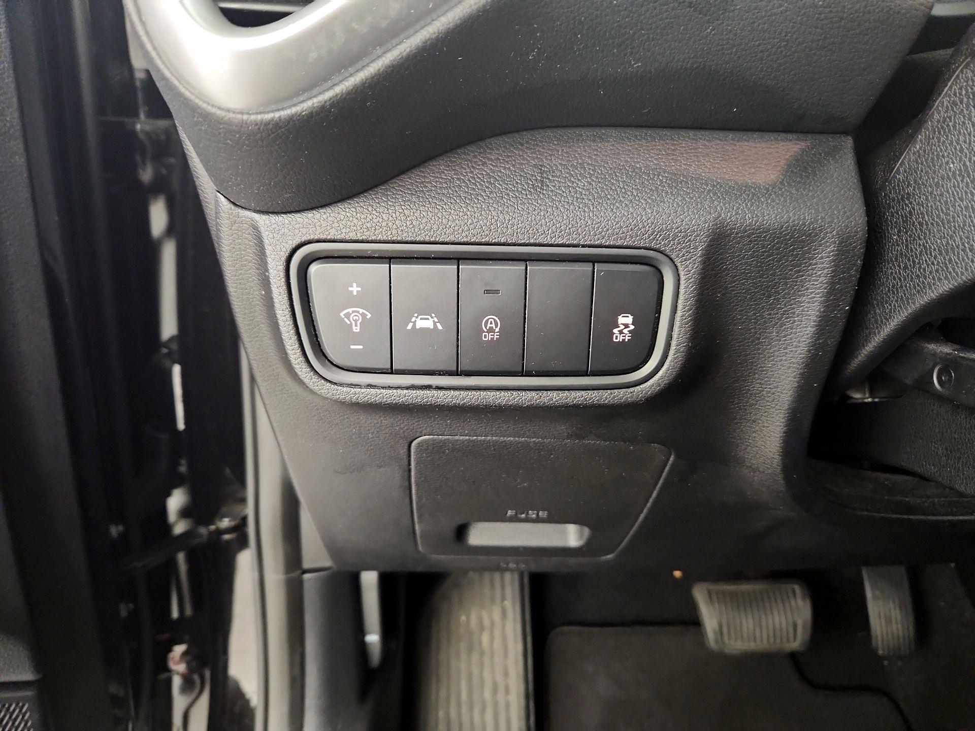 Thumbnail: 2020 Kia Soul - 13