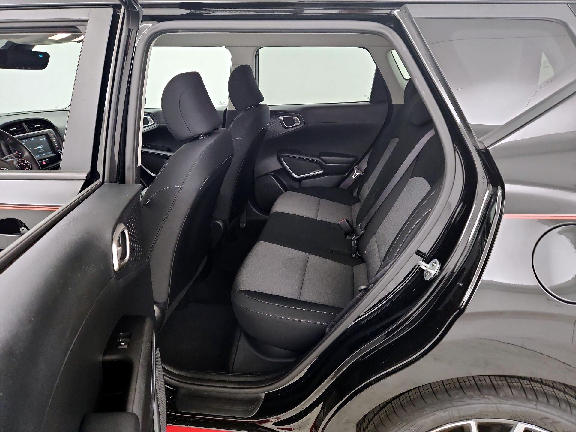 Thumbnail: 2020 Kia Soul - 19